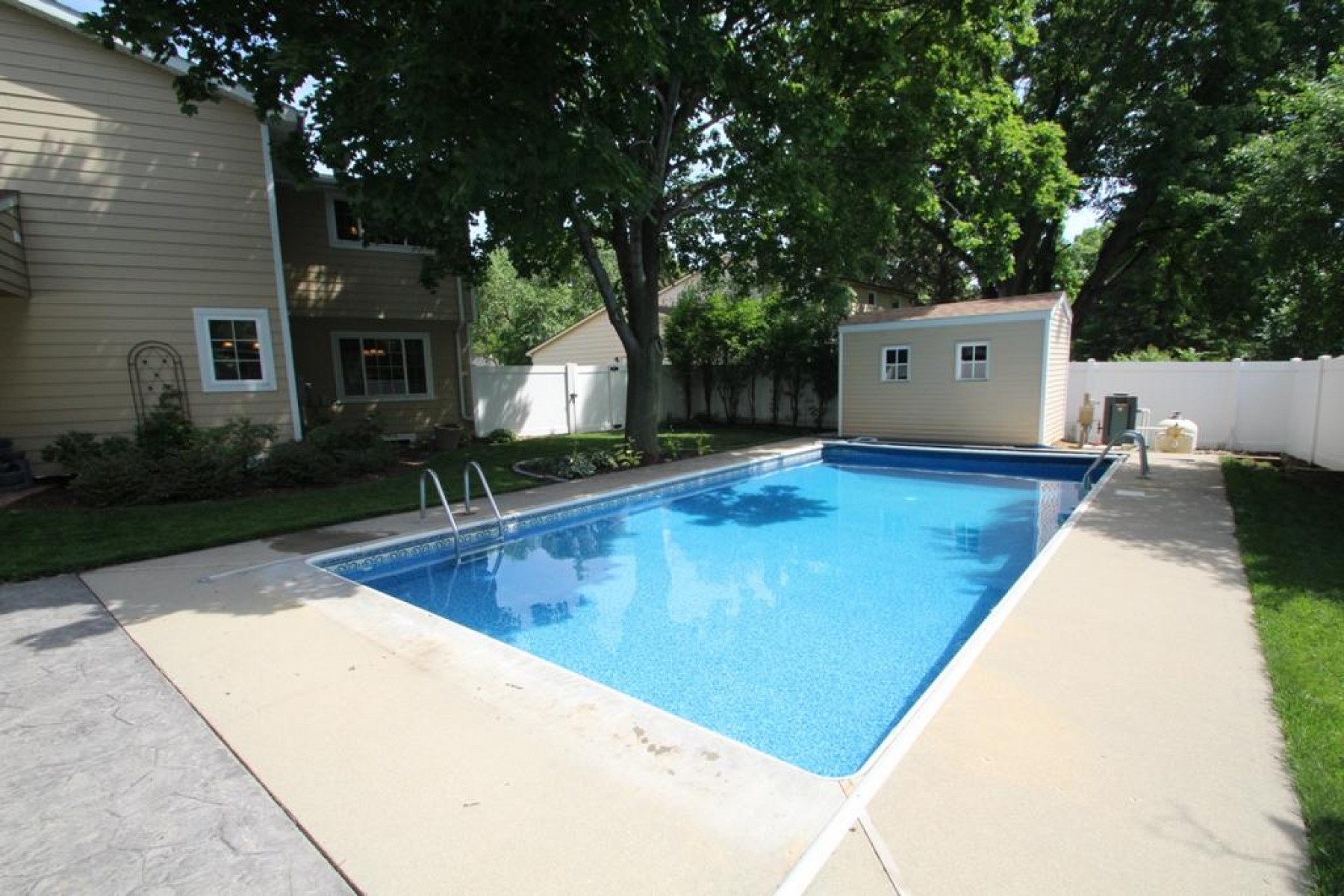 310 19th Avenue S, Brookings, SD 57006