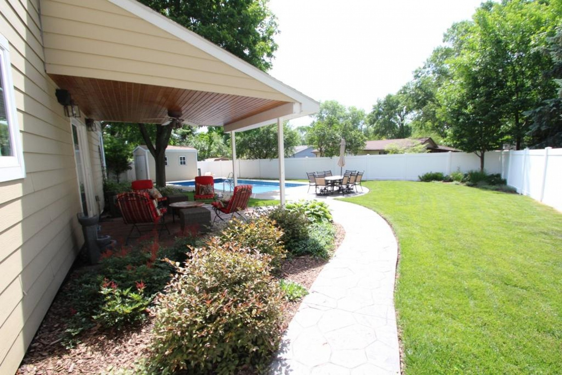 310 19th Avenue S, Brookings, SD 57006