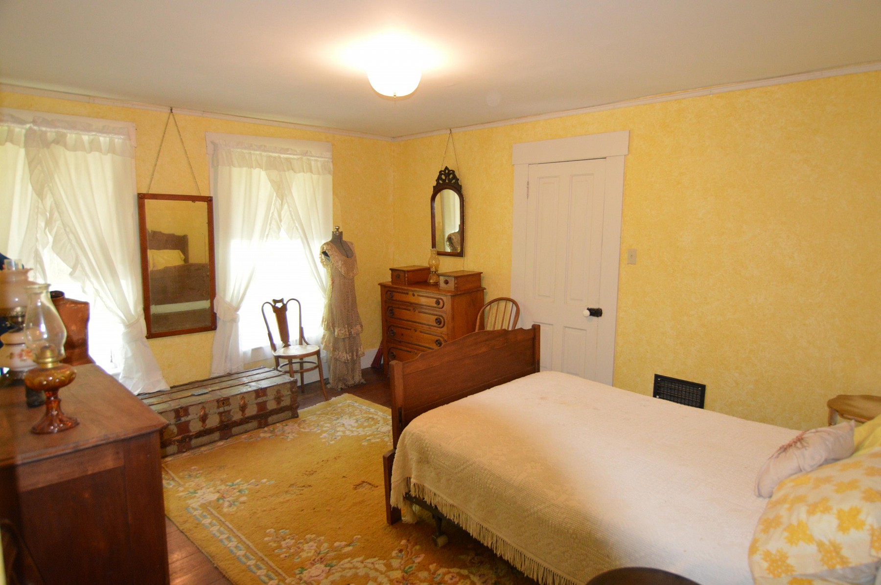 203 Broad Avenue, Flandreau, SD 57028