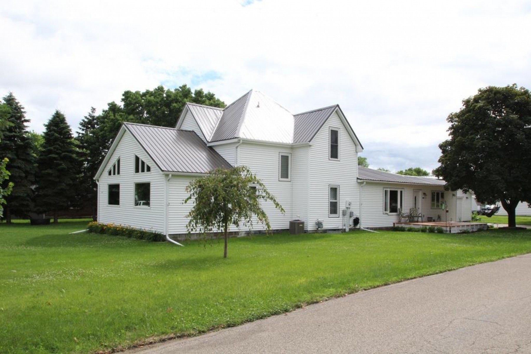 509 4th Street N, Estelline, SD 57234