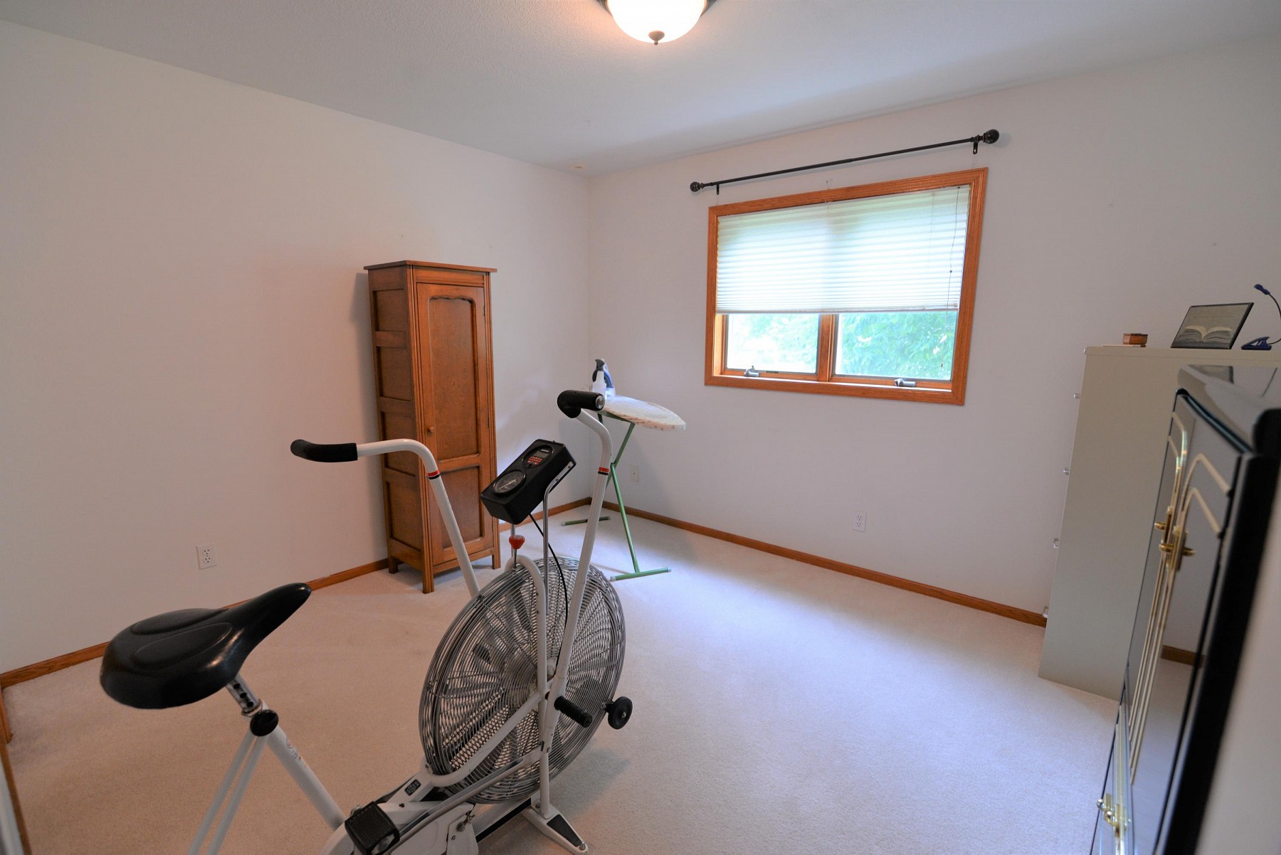 817 12th Street S, Brookings, SD 57006