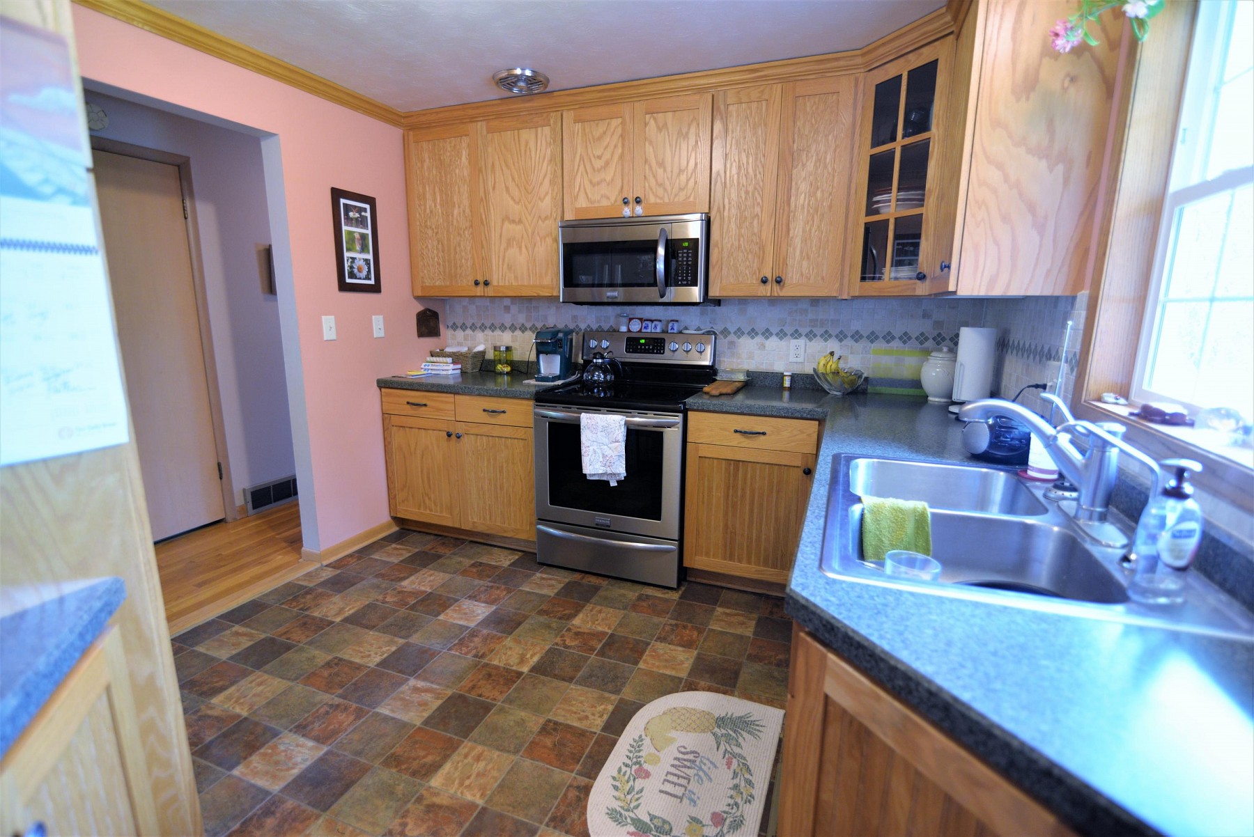 101 Jefferson Avenue S, Brookings, SD 57006