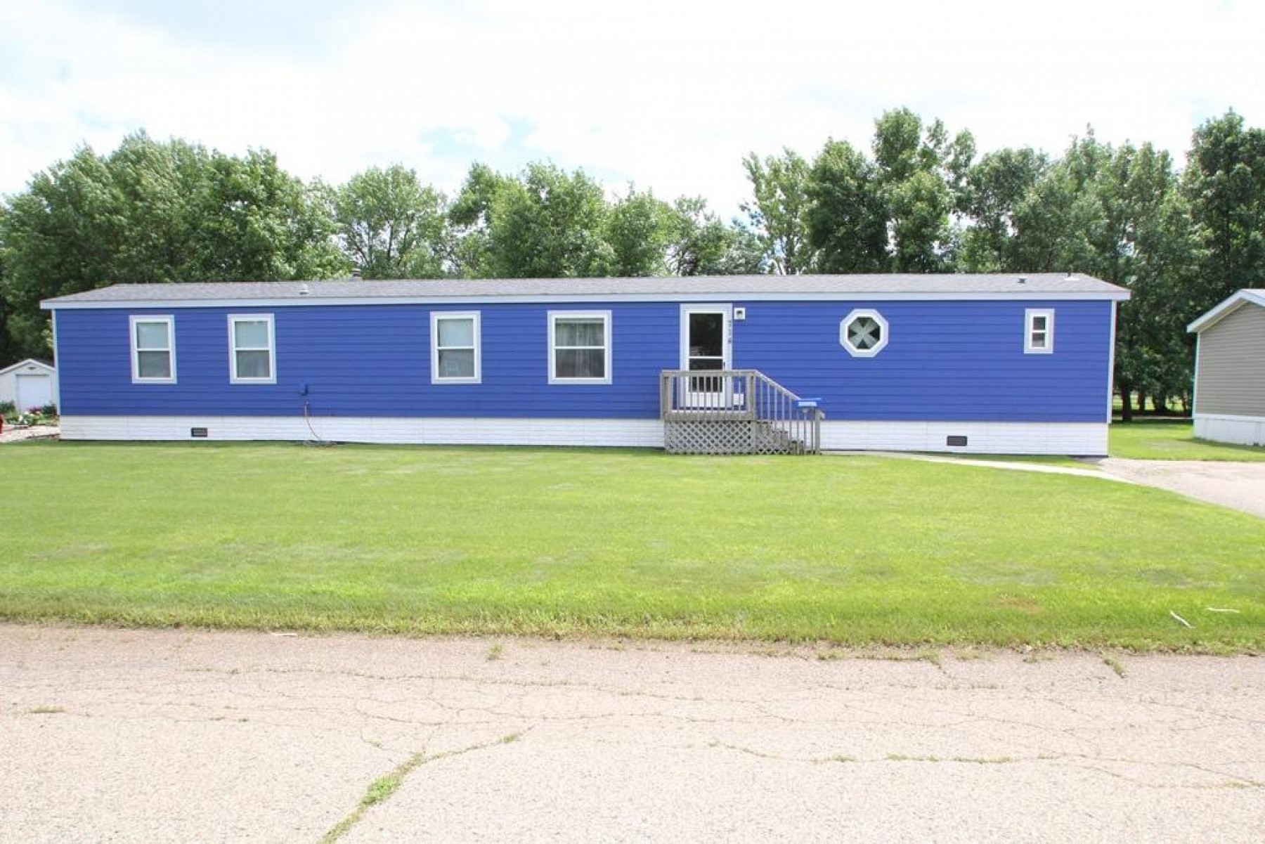 714 Morgans Run, Brookings, SD 57006