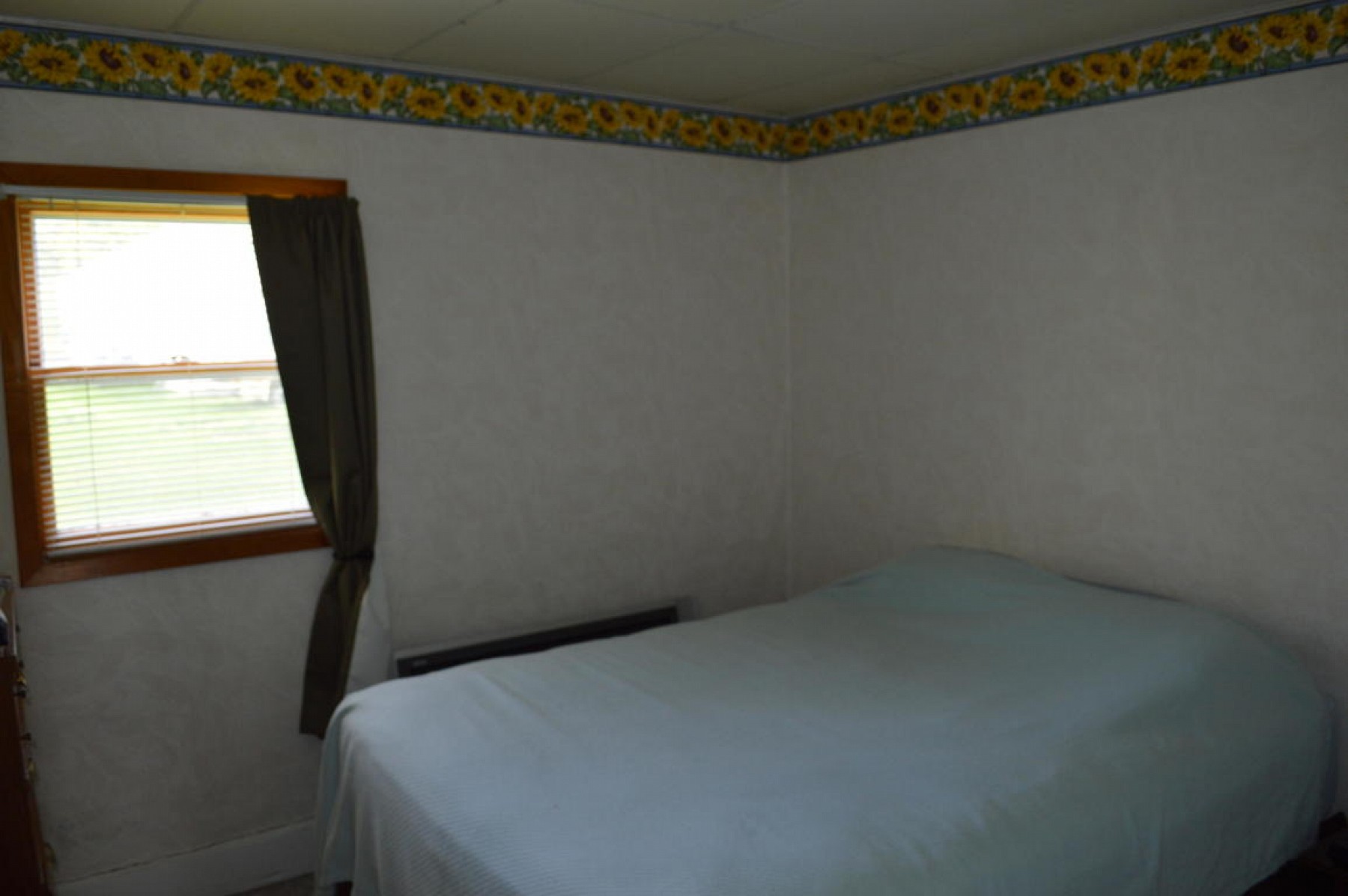 306 5th Street, White, SD 57276