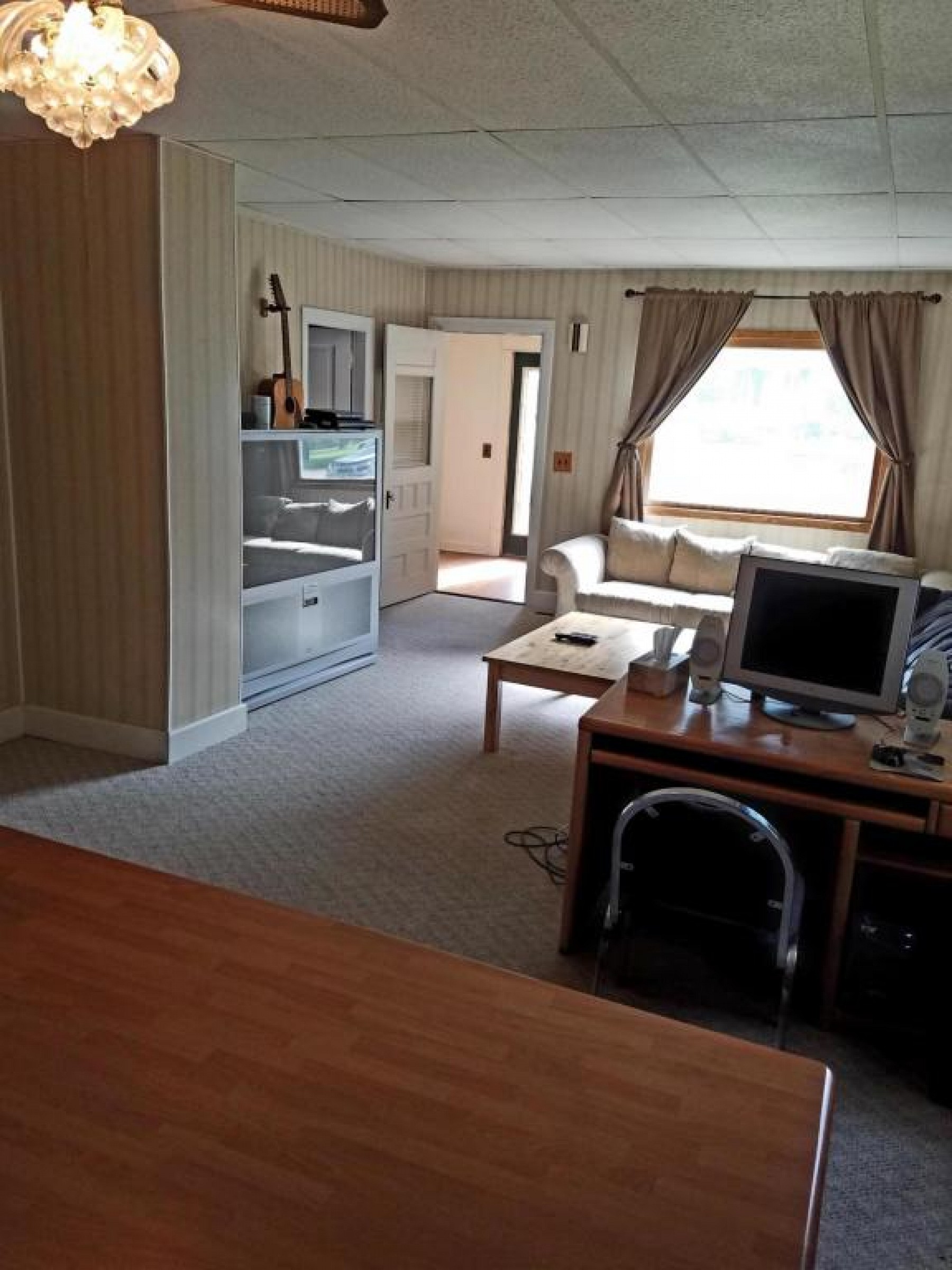 306 5th Street, White, SD 57276