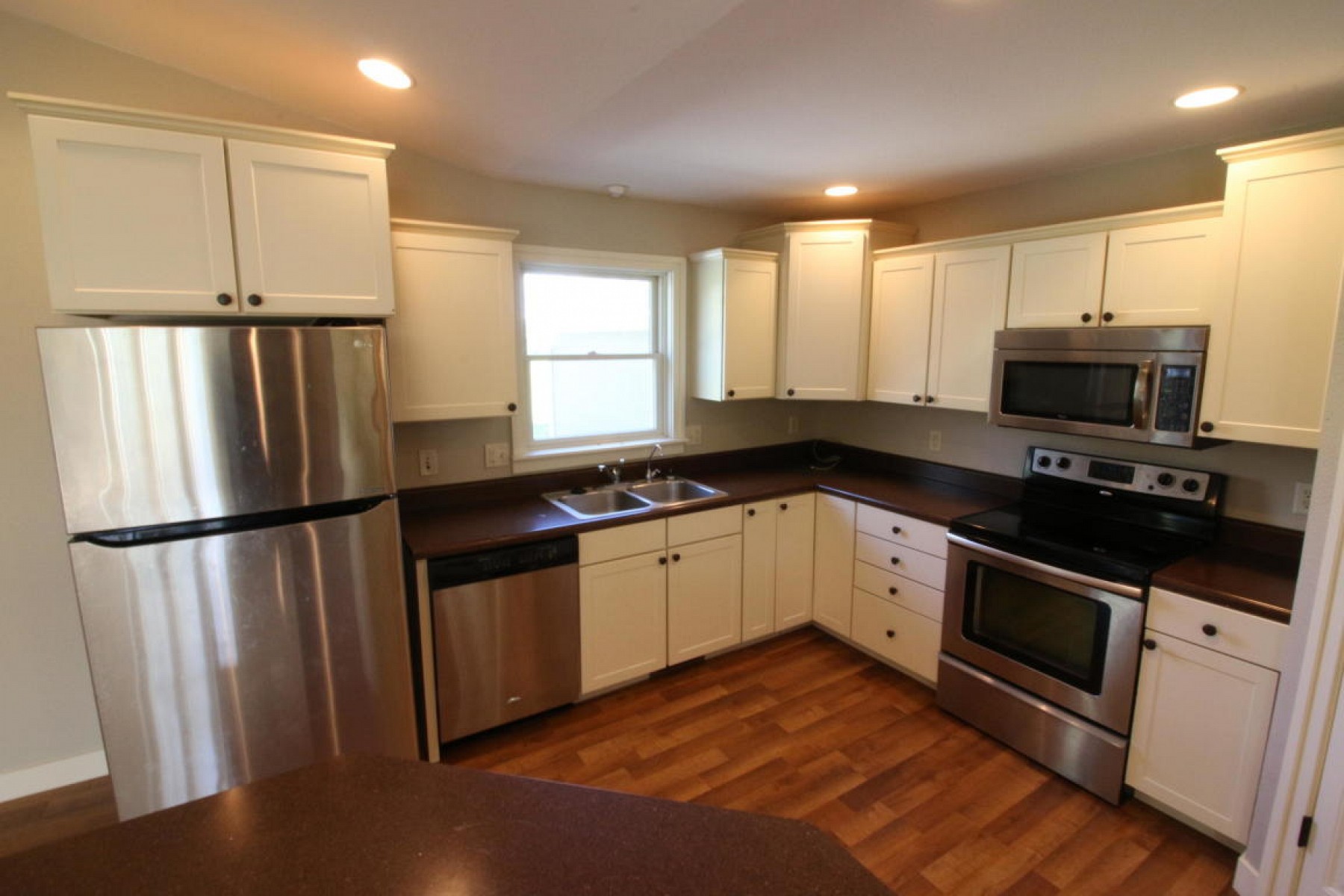 304 1ST Street, White, SD 57276