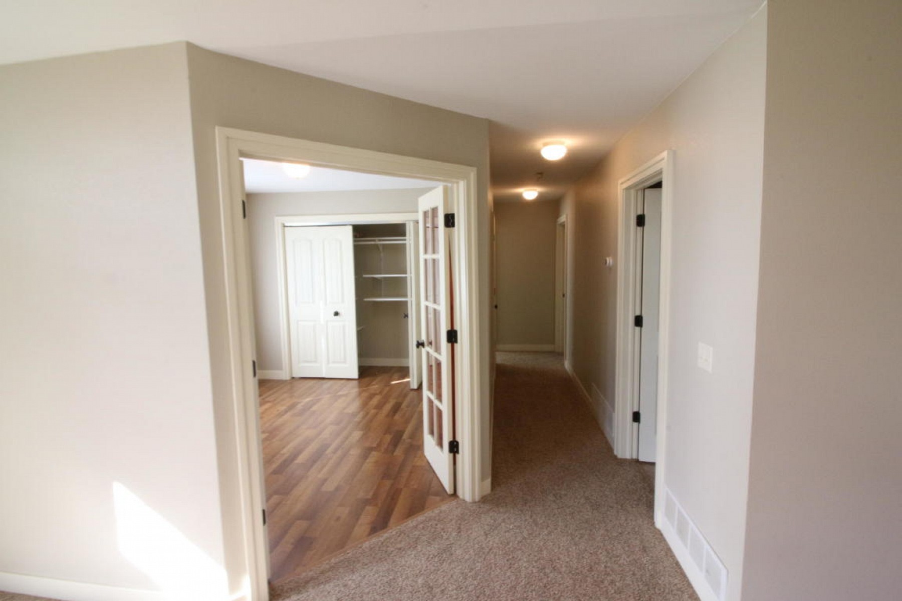 304 1ST Street, White, SD 57276