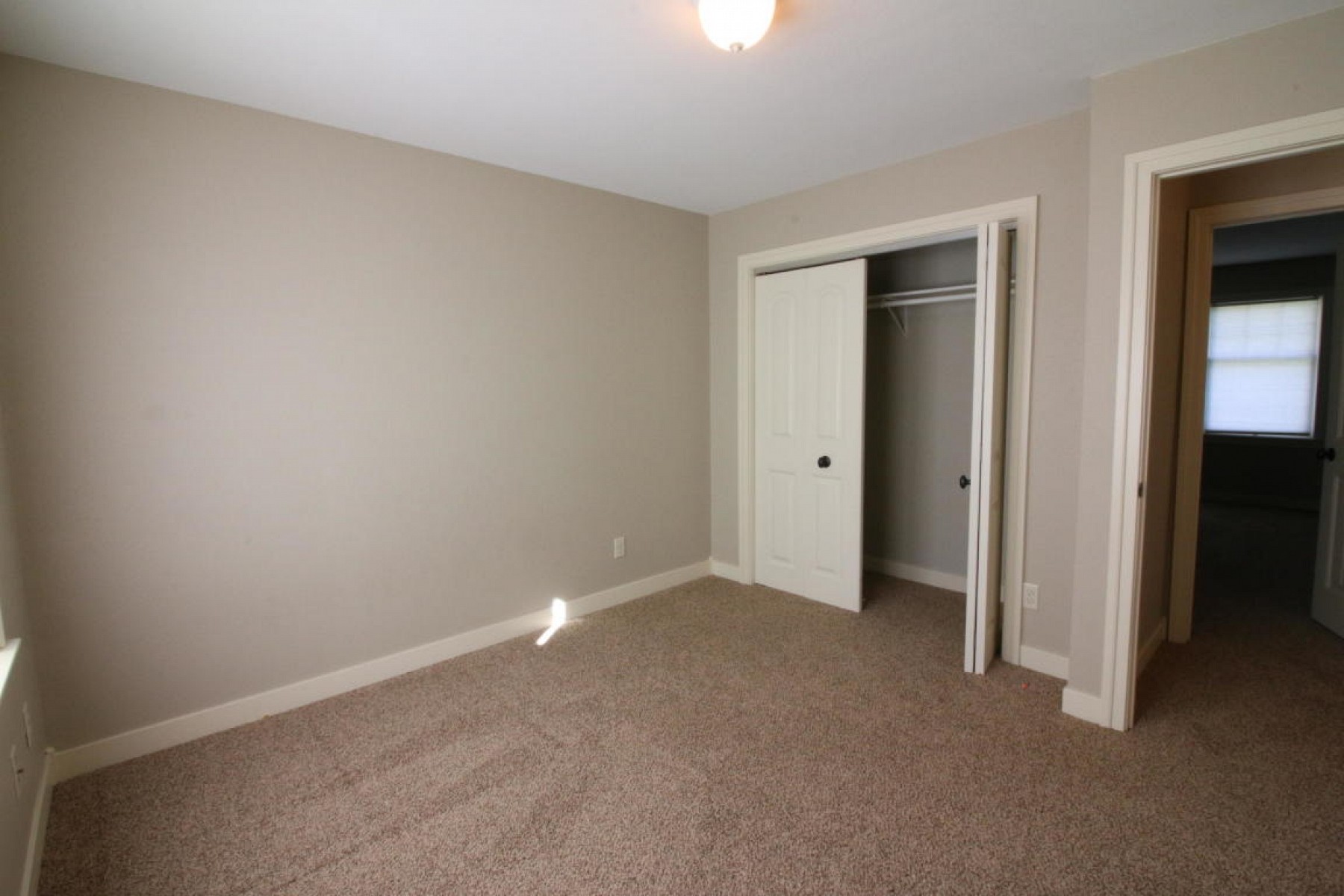 304 1ST Street, White, SD 57276