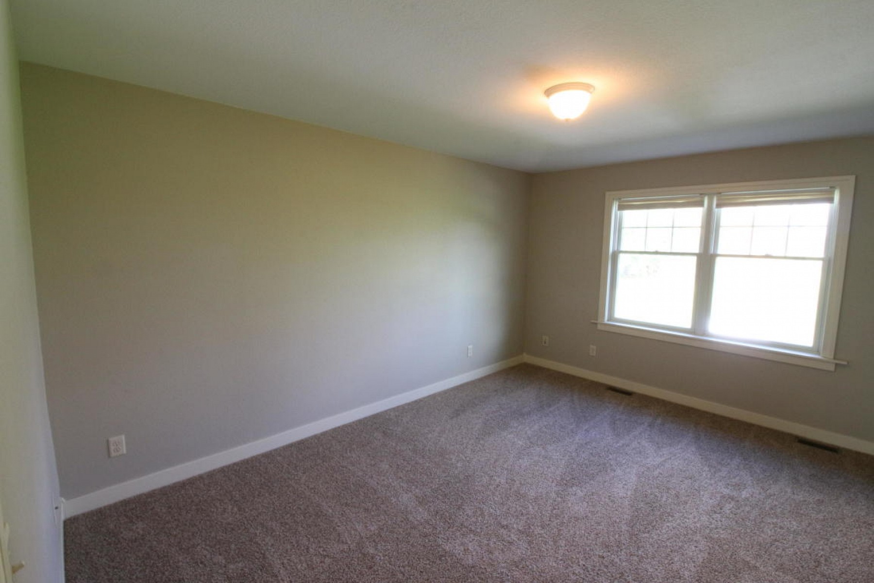 304 1ST Street, White, SD 57276