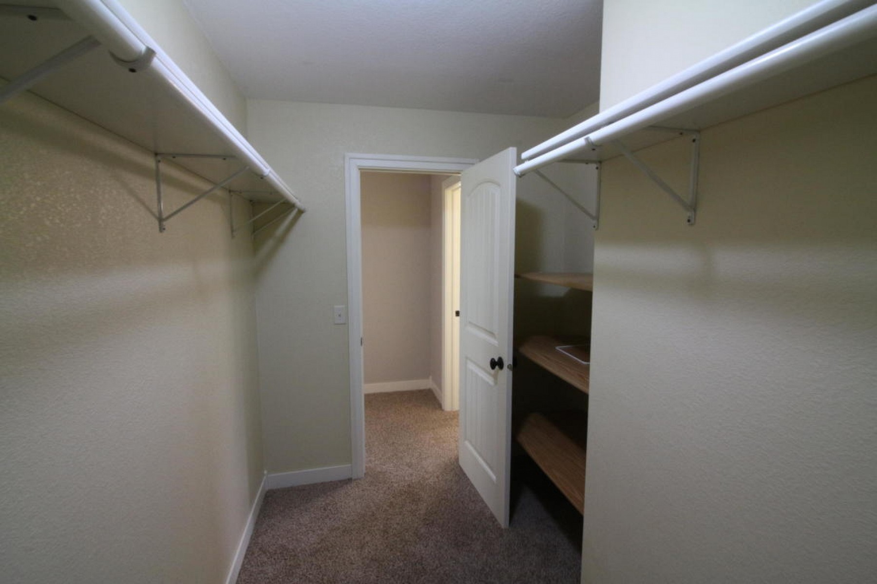 304 1ST Street, White, SD 57276