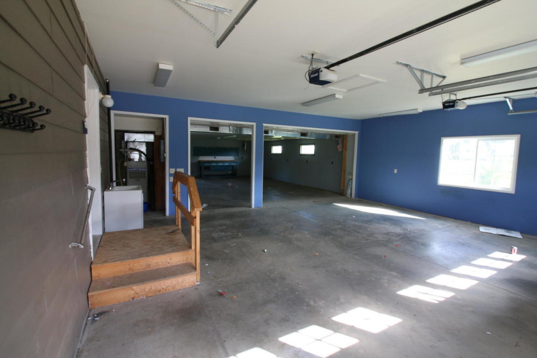 304 1ST Street, White, SD 57276