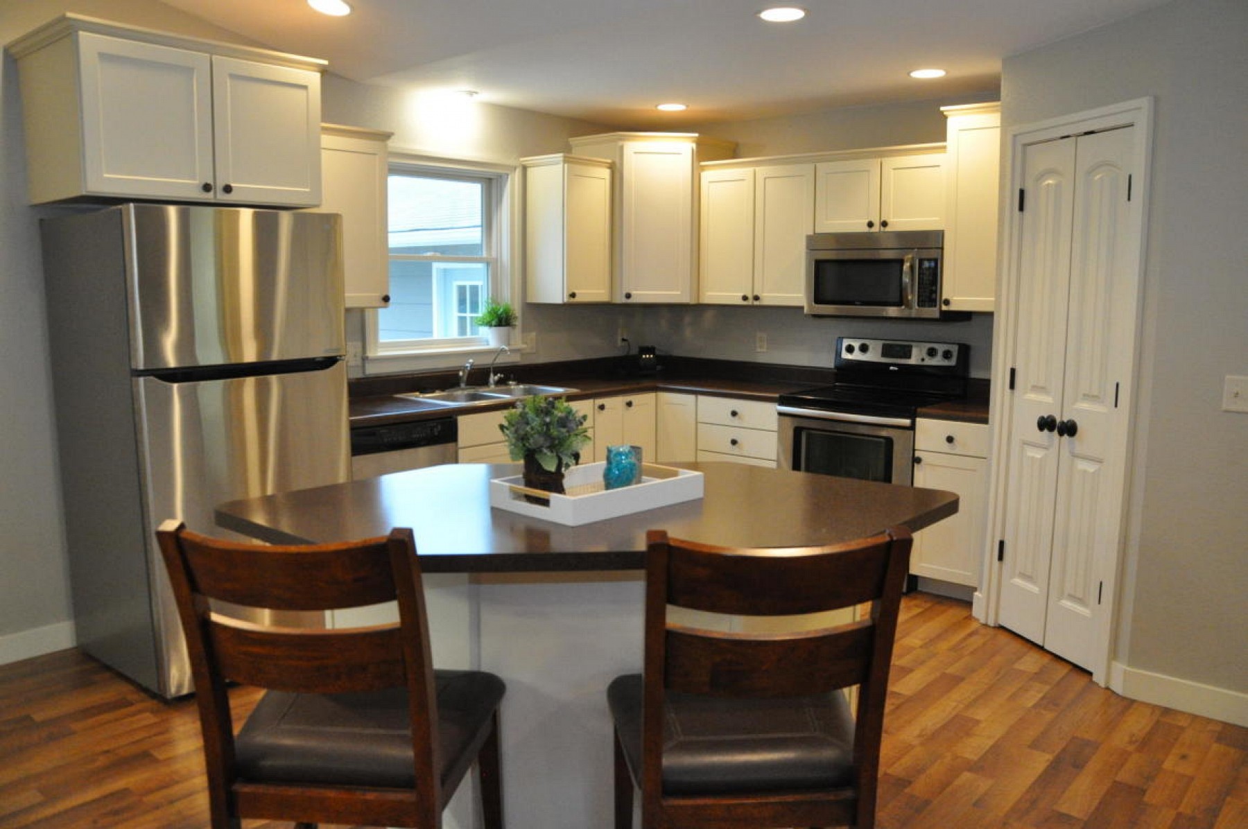 304 1ST Street, White, SD 57276