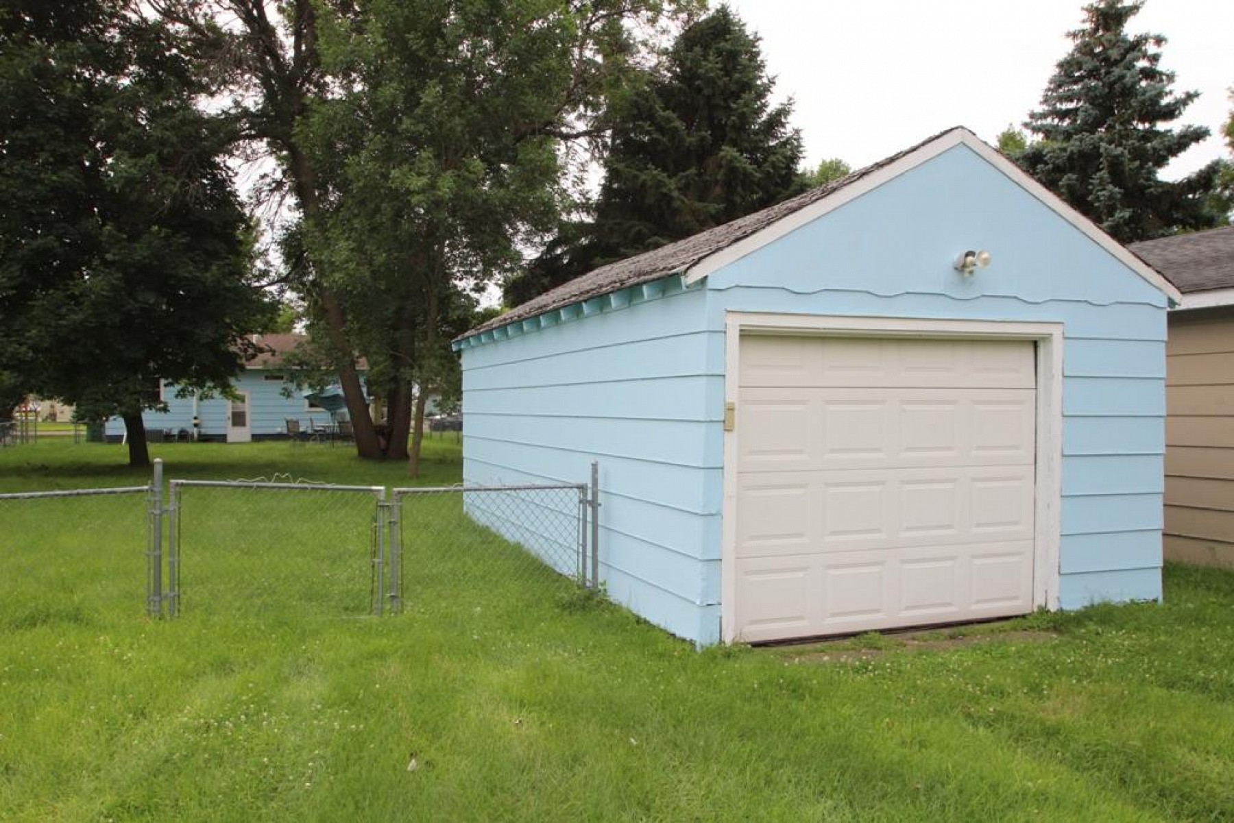104 7th Street W, Brookings, SD 57006