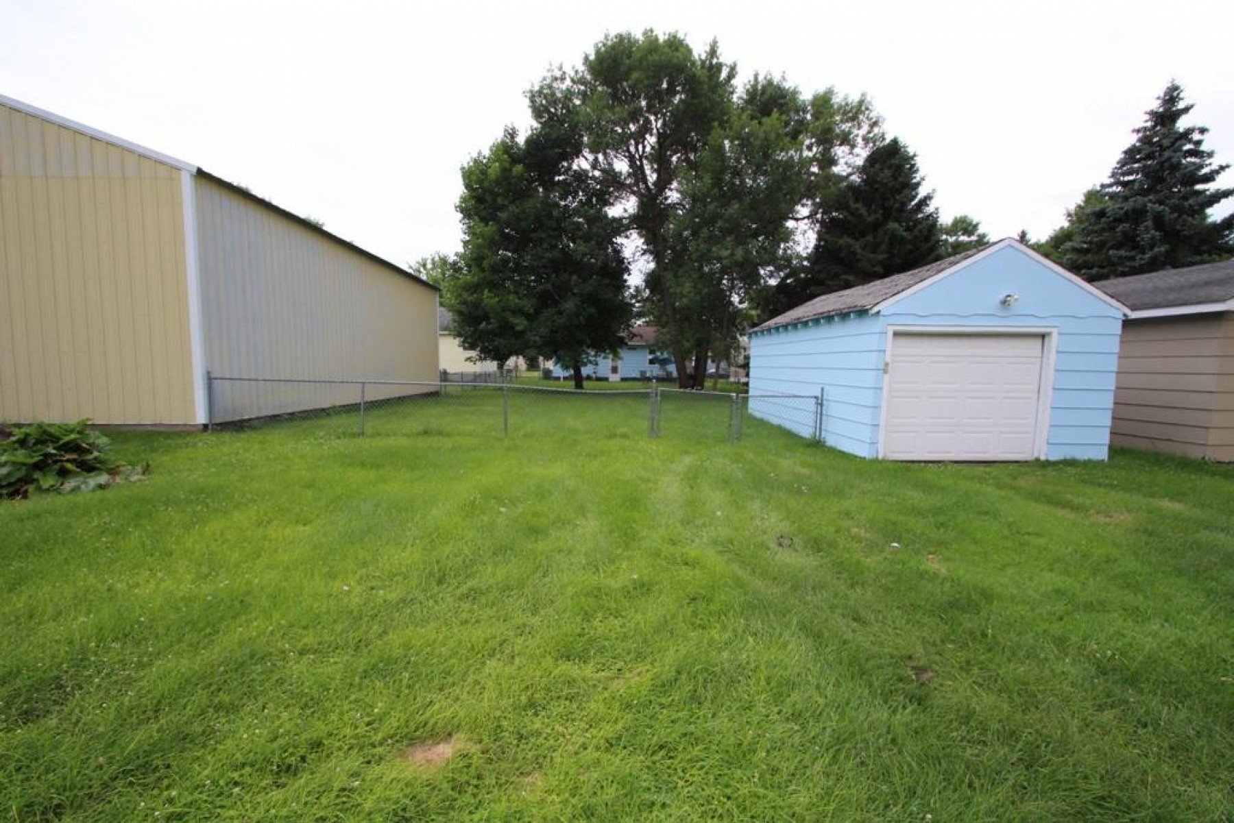 104 7th Street W, Brookings, SD 57006