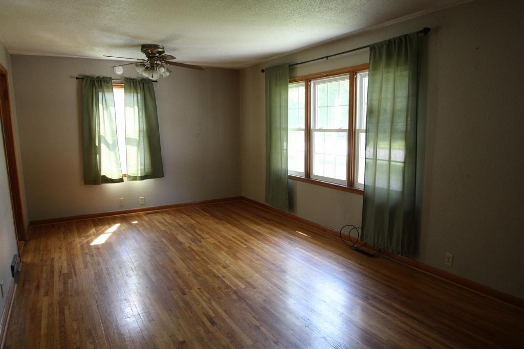 104 7th Street W, Brookings, SD 57006