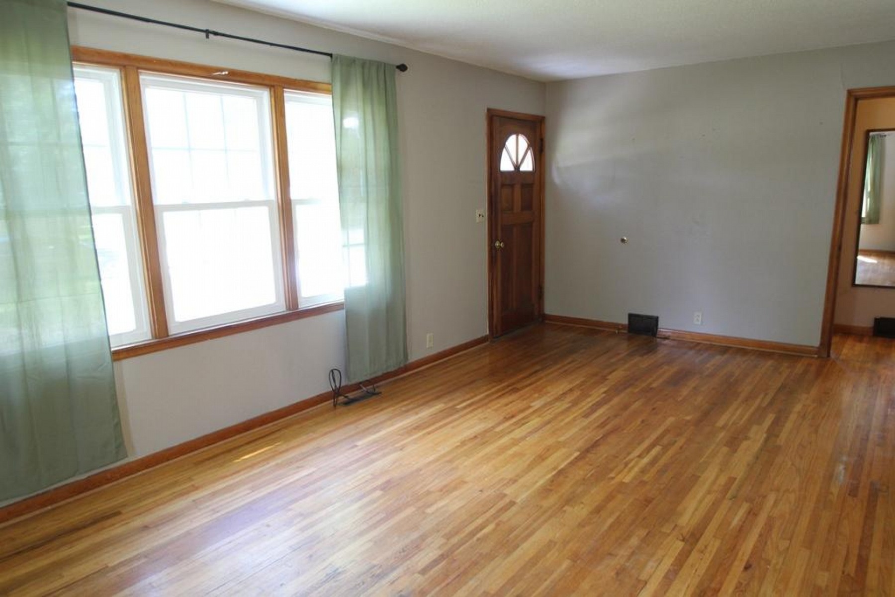 104 7th Street W, Brookings, SD 57006