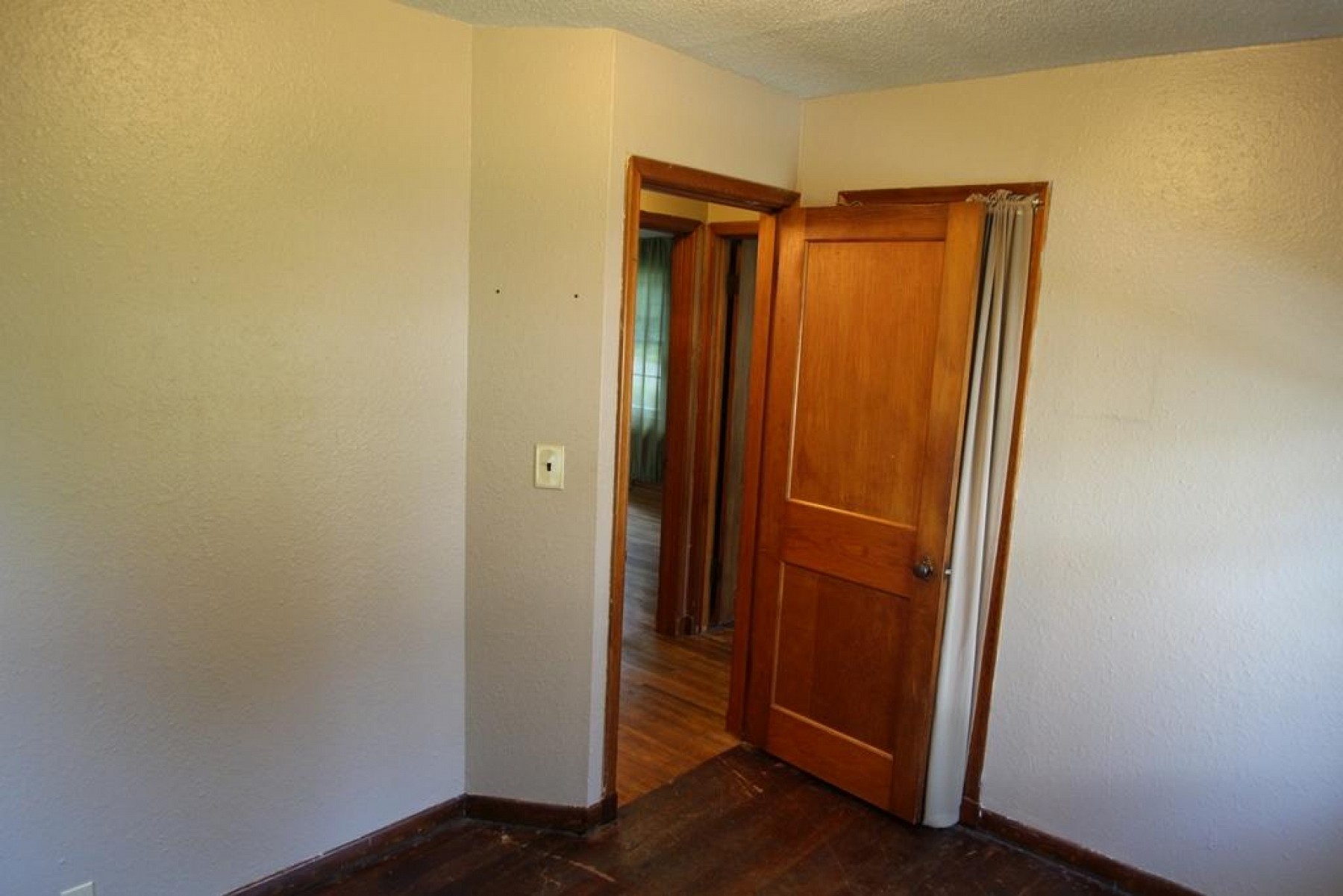 104 7th Street W, Brookings, SD 57006