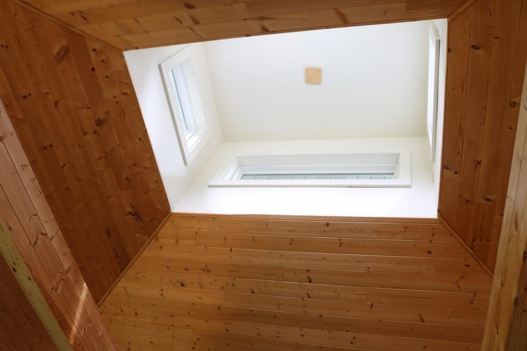 120 Pine Ridge Road, Brookings, SD 57006