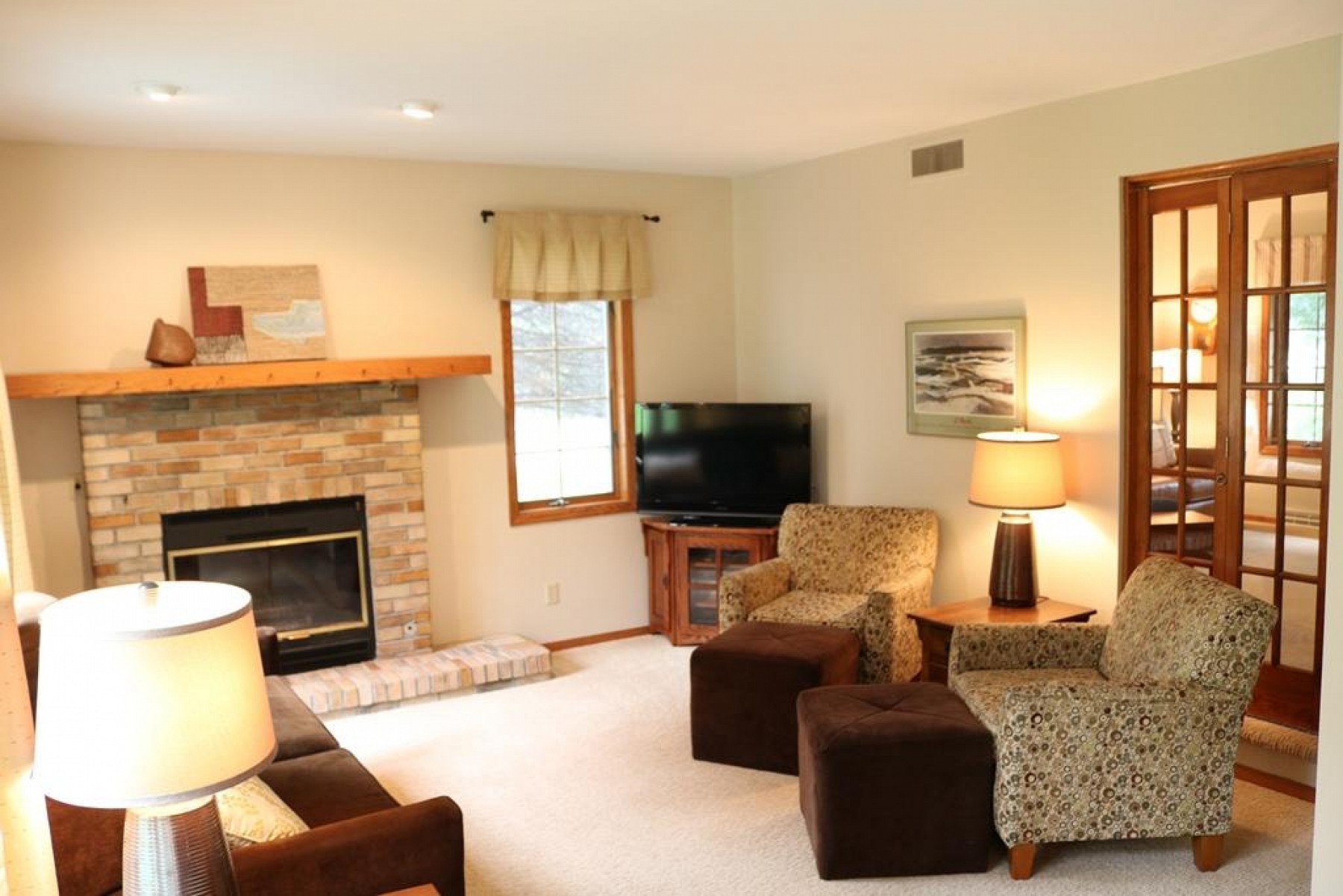 120 Pine Ridge Road, Brookings, SD 57006