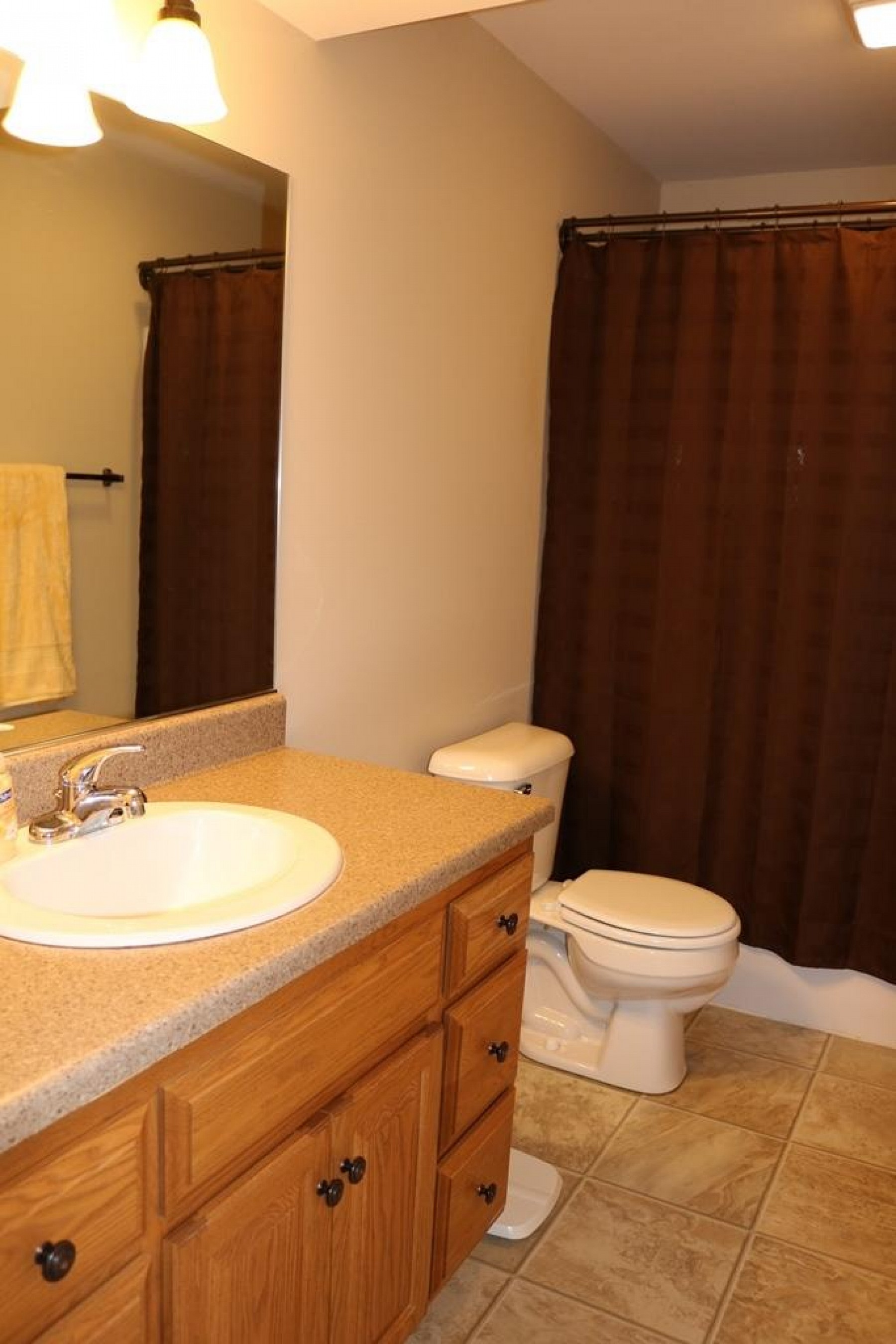 2122 Rio Grand Avenue, Brookings, SD 57006