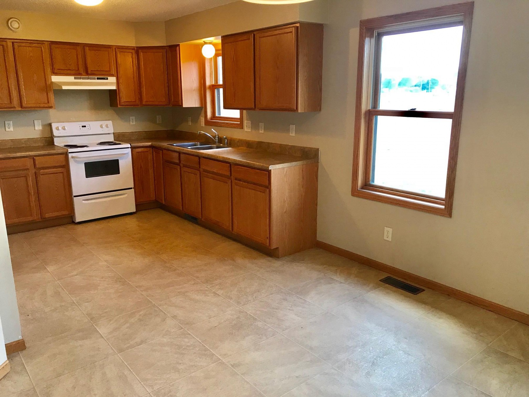 308 Nicki Street, Elkton, SD 57026