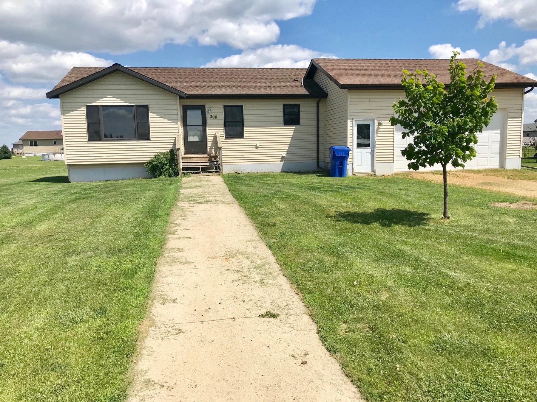 308 Nicki Street, Elkton, SD 57026