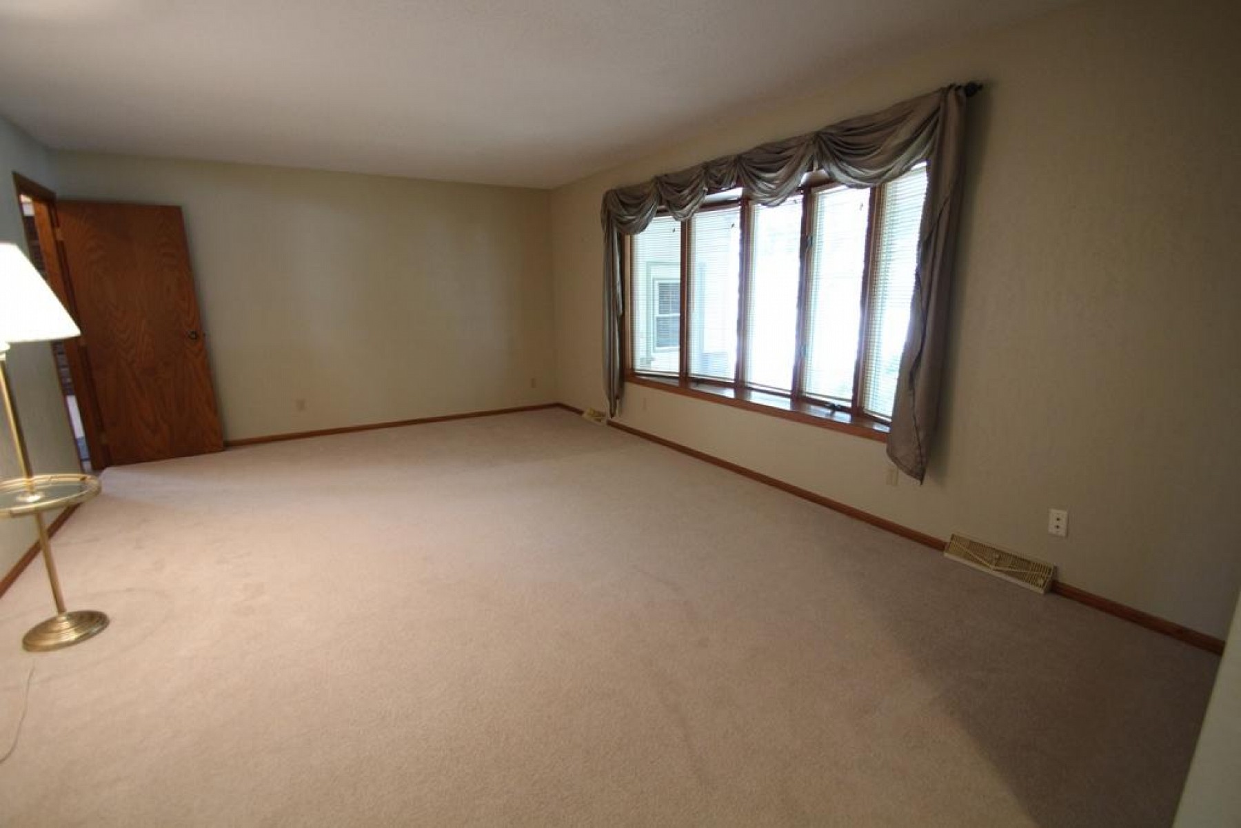 1632 Main Avenue S, Brookings, SD 57006