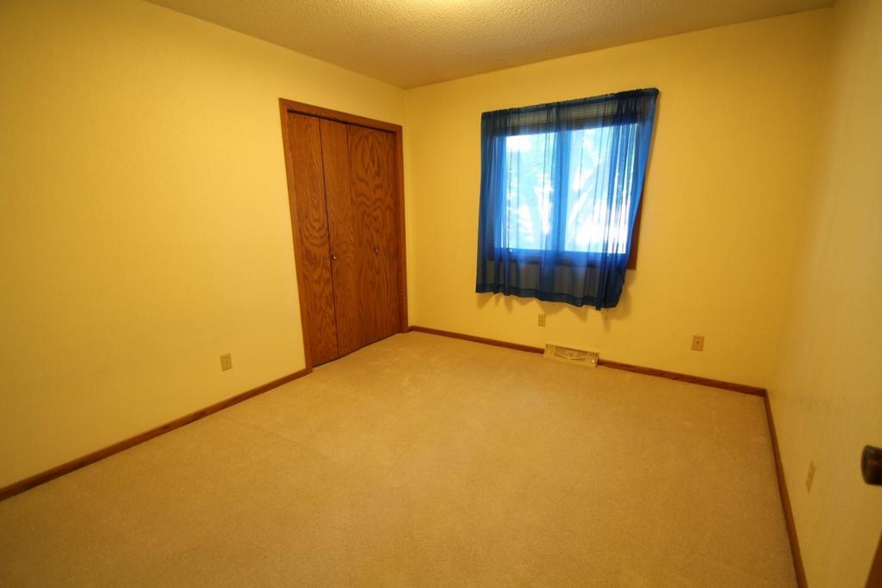 1632 Main Avenue S, Brookings, SD 57006