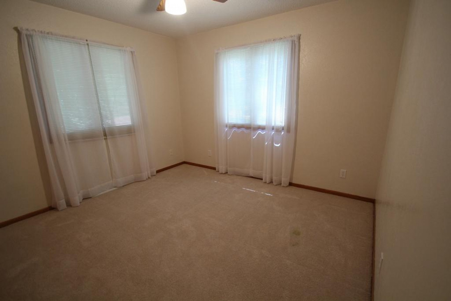 1632 Main Avenue S, Brookings, SD 57006