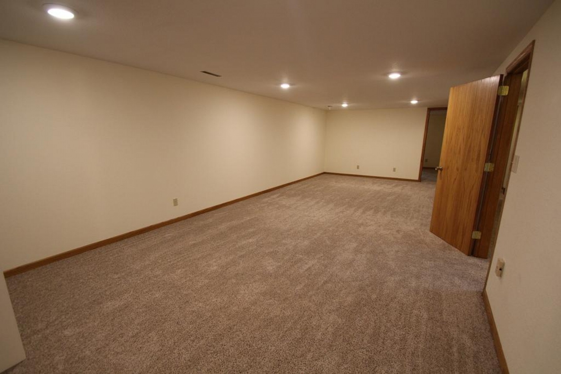 1632 Main Avenue S, Brookings, SD 57006