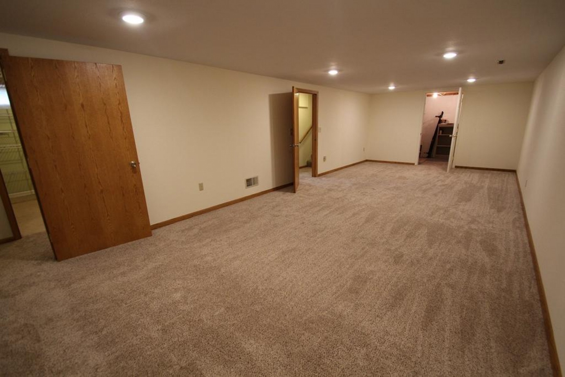 1632 Main Avenue S, Brookings, SD 57006