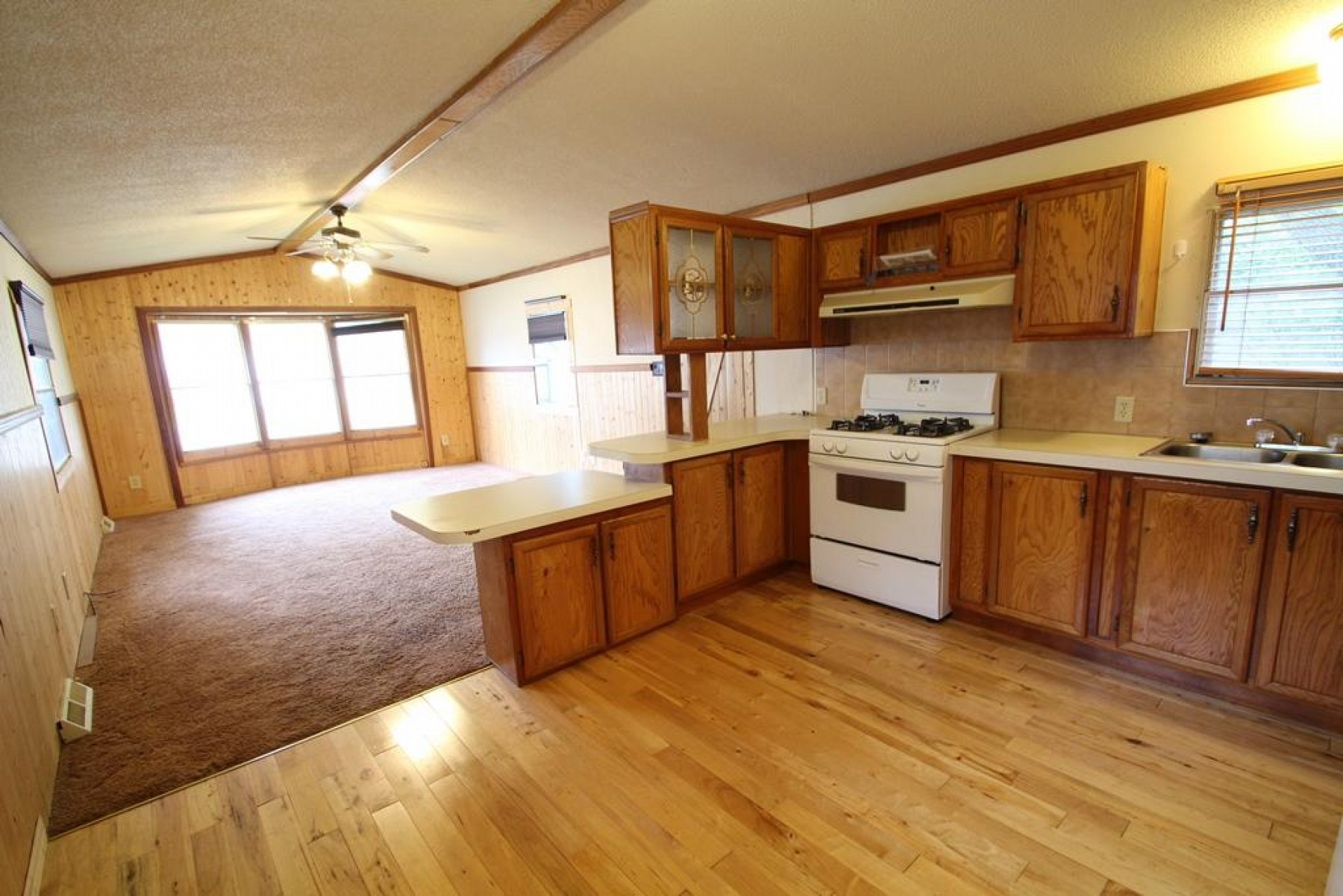 408 3rd Avenue S, Brookings, SD 57006