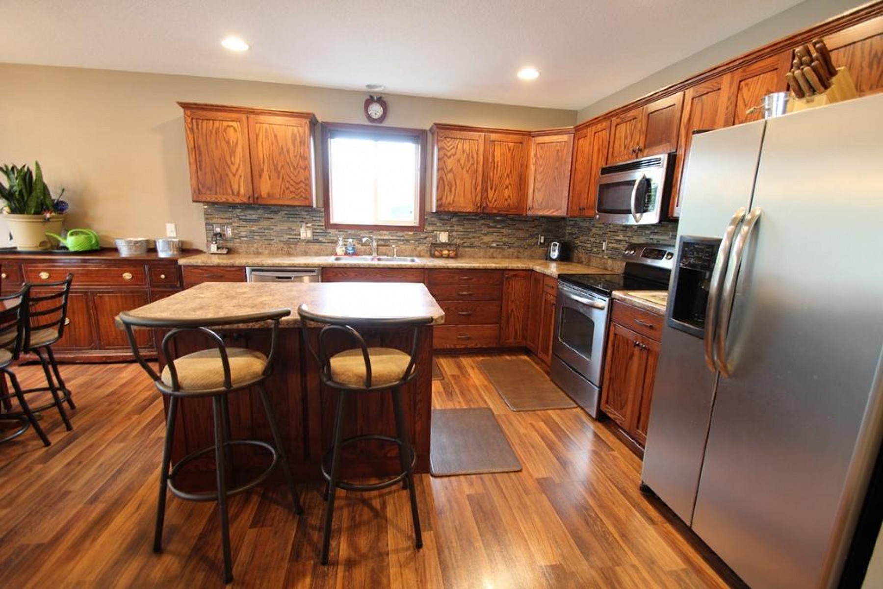 402 Finch Circle, Brookings, SD 57006