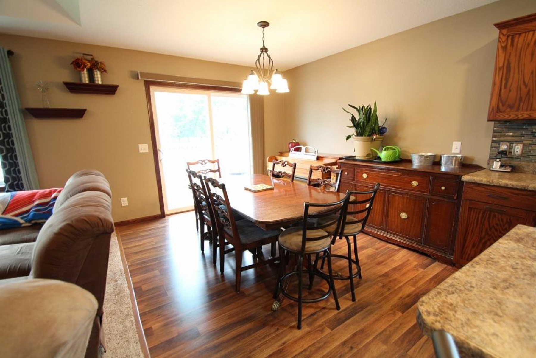 402 Finch Circle, Brookings, SD 57006