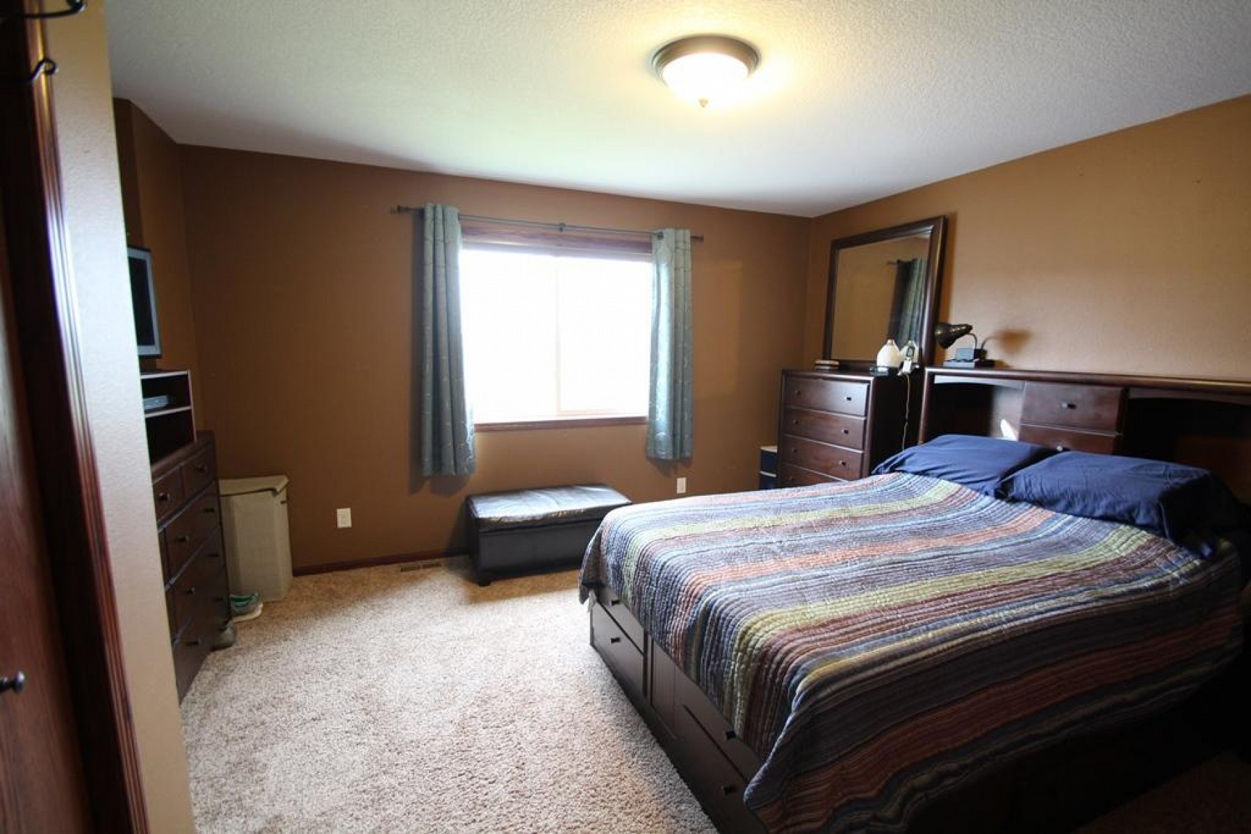 402 Finch Circle, Brookings, SD 57006