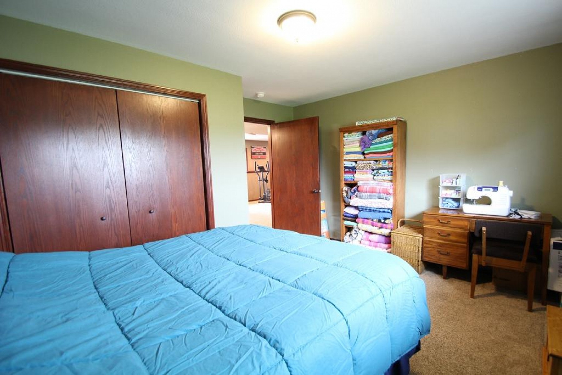 402 Finch Circle, Brookings, SD 57006