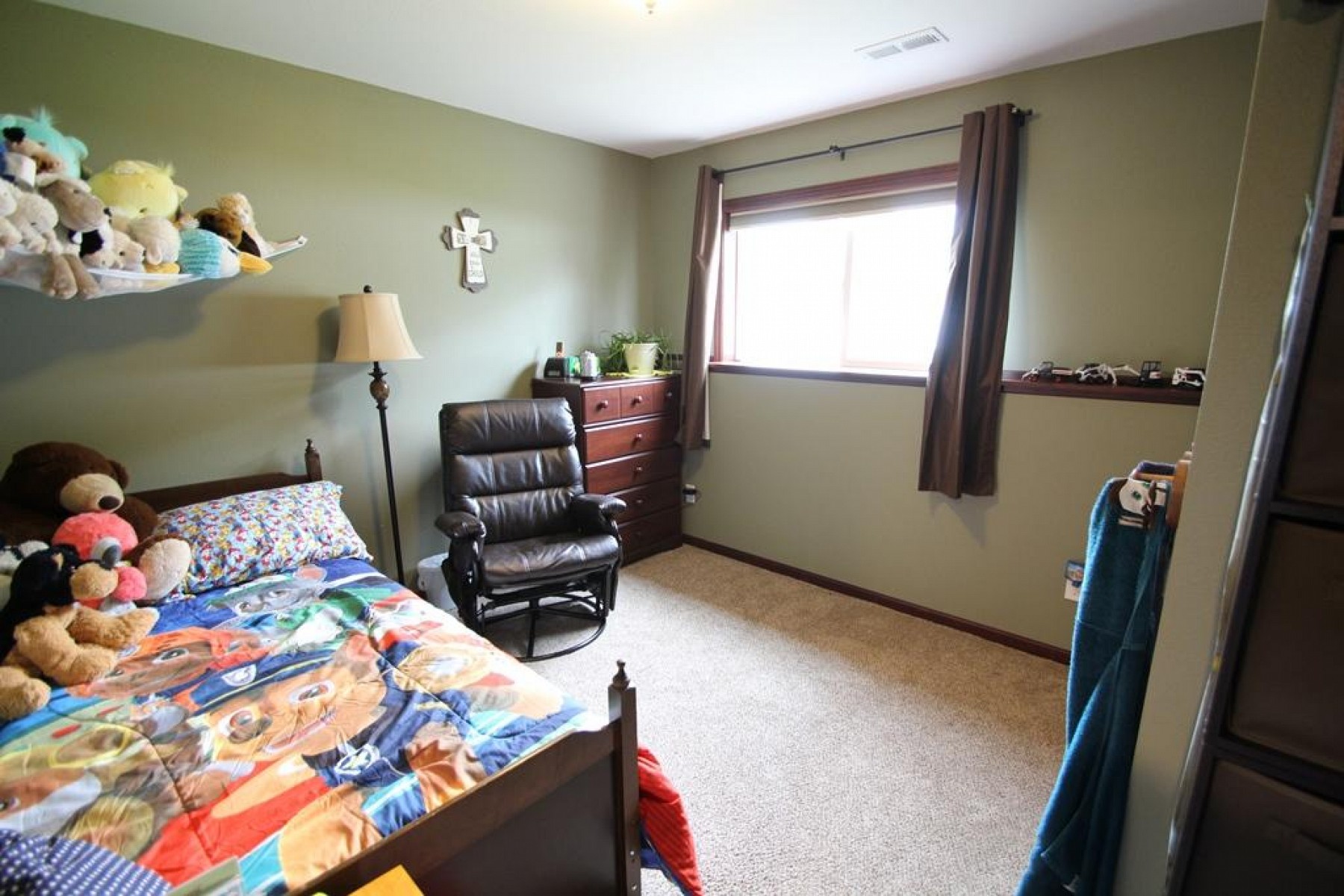 402 Finch Circle, Brookings, SD 57006