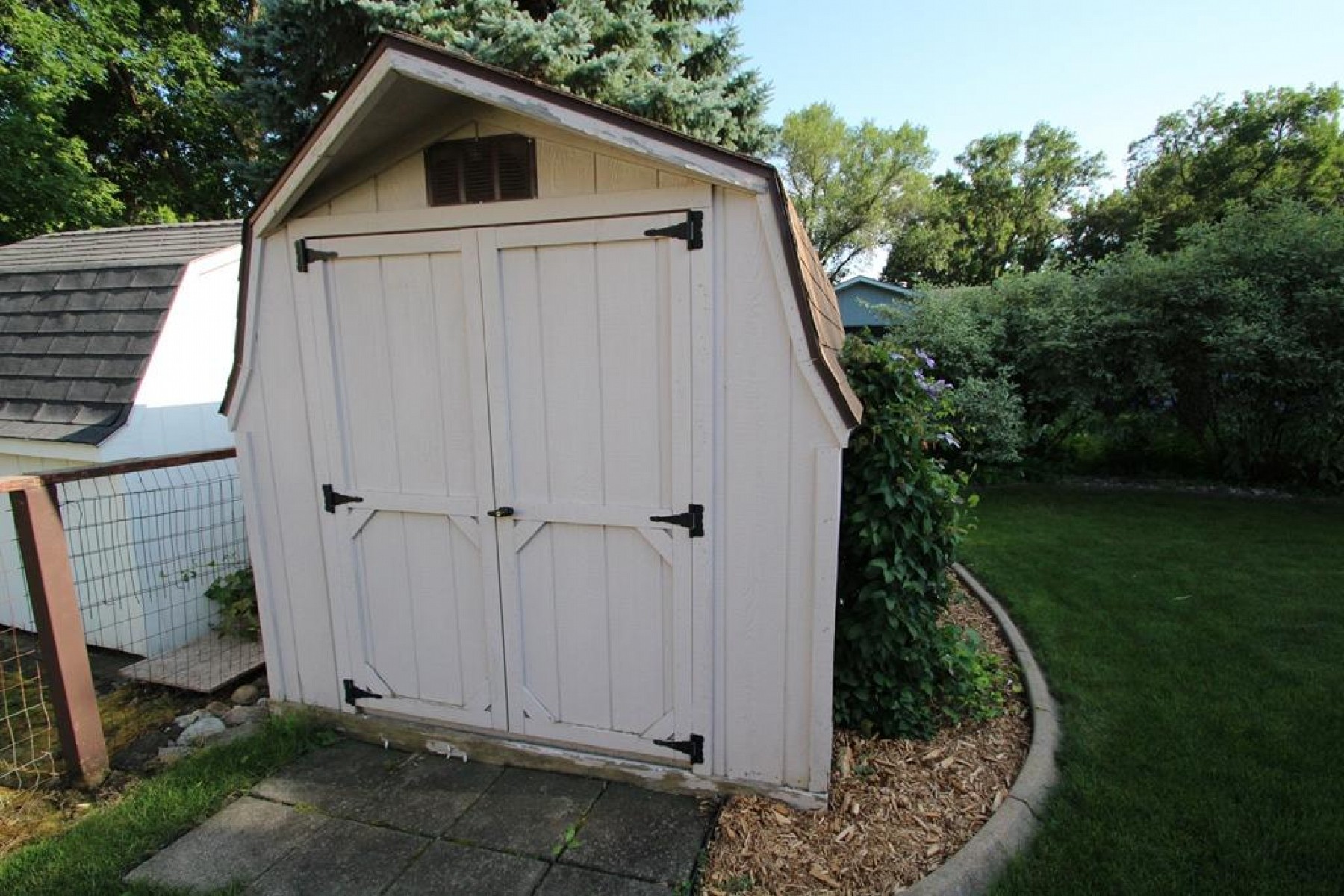 1602 Elmwood Drive, Brookings, SD 57006