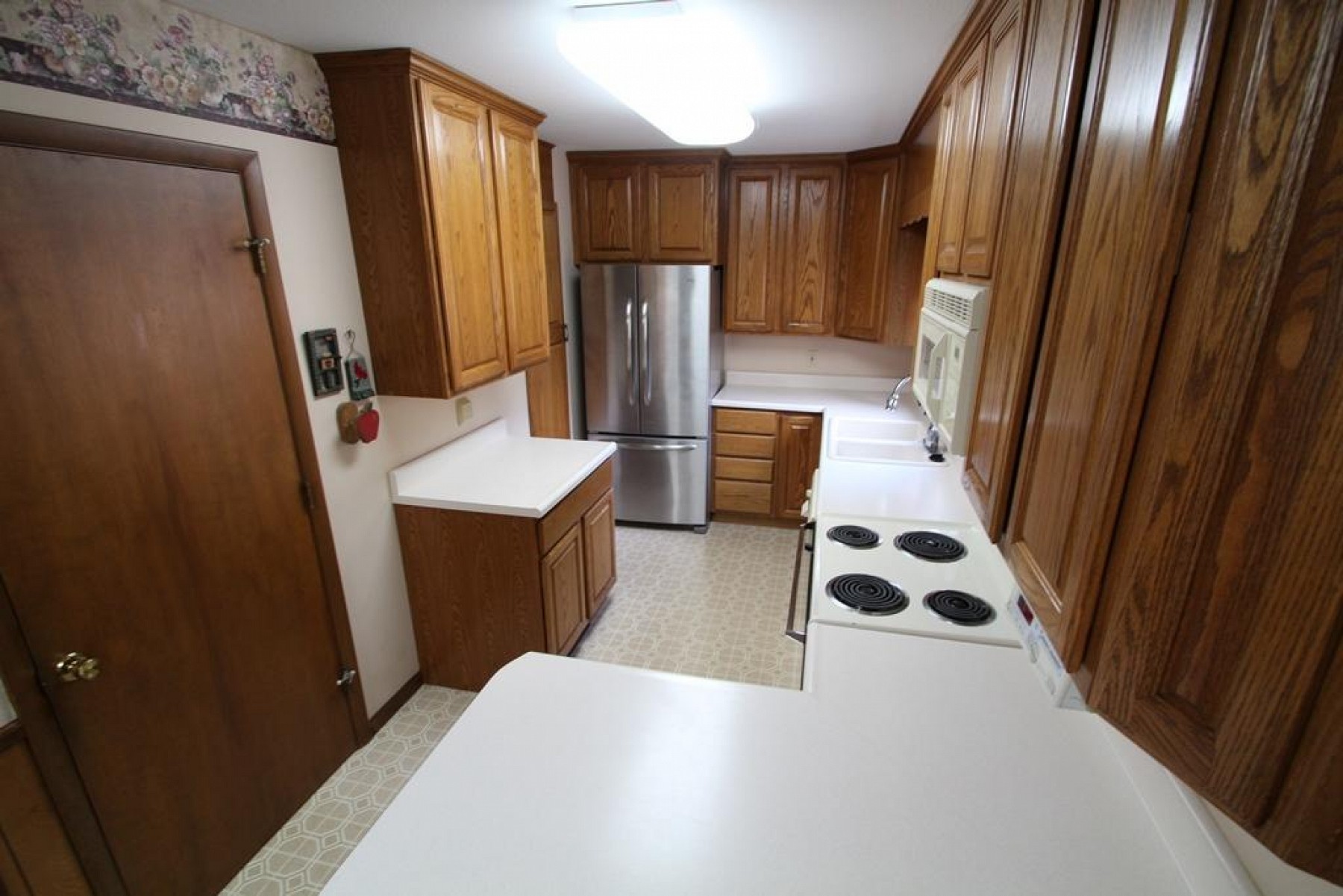 1602 Elmwood Drive, Brookings, SD 57006