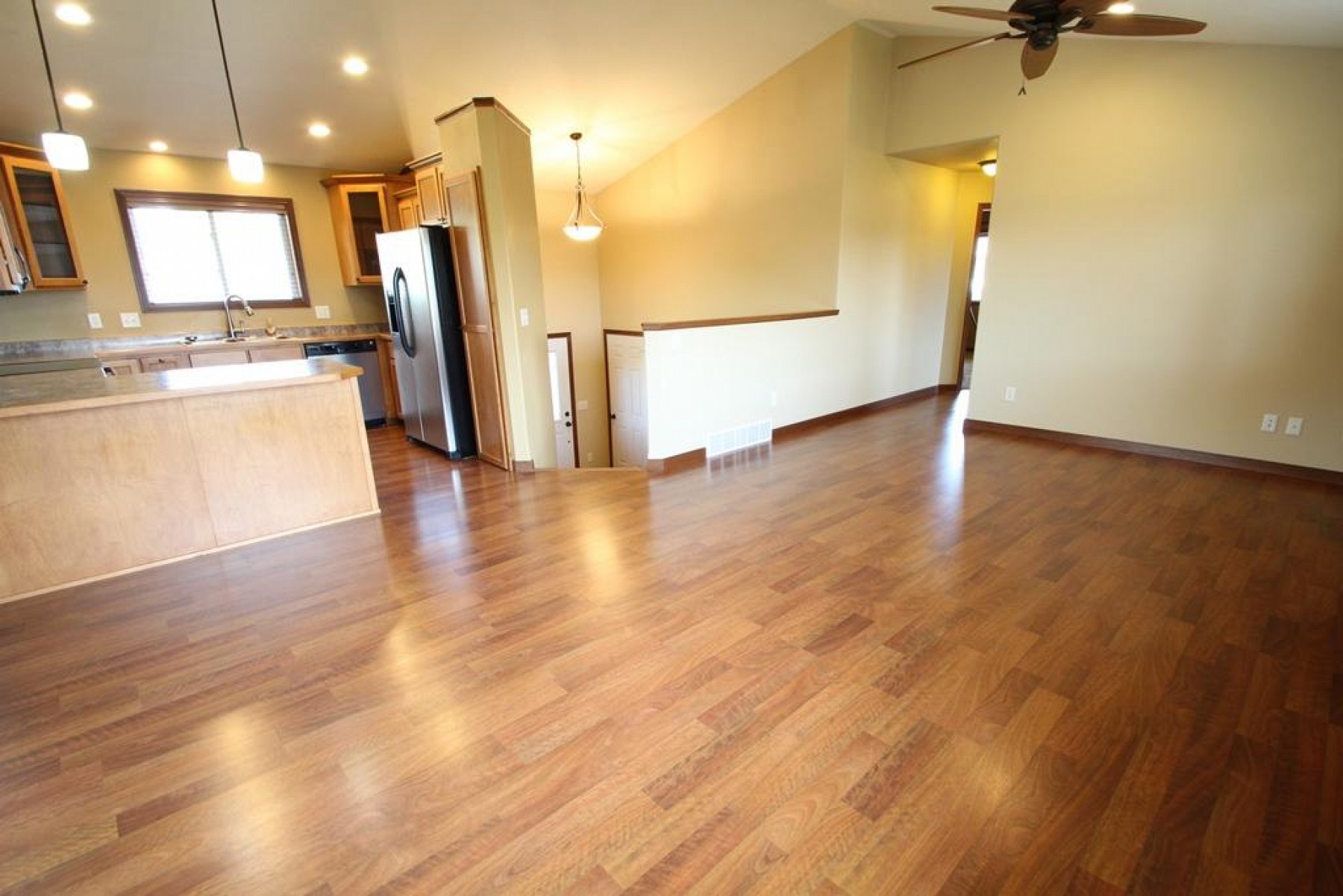 406 Wren Circle, Brookings, SD 57006