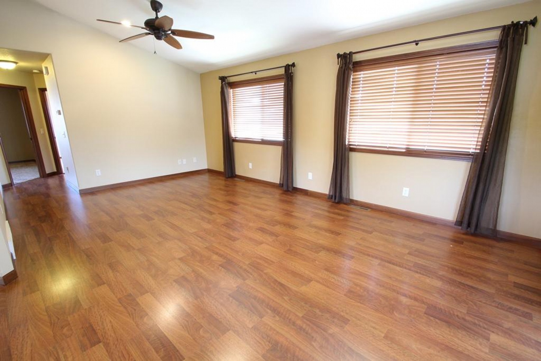 406 Wren Circle, Brookings, SD 57006