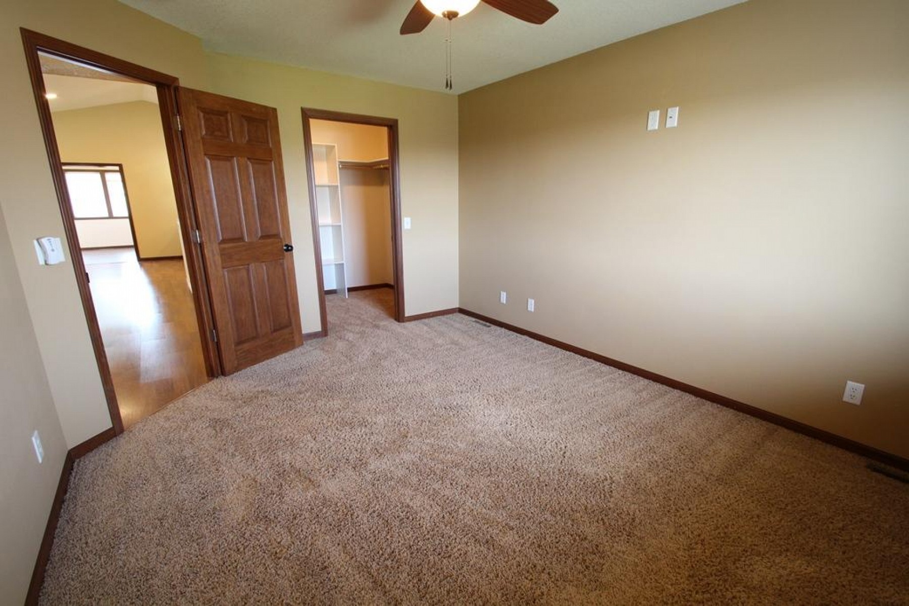 406 Wren Circle, Brookings, SD 57006