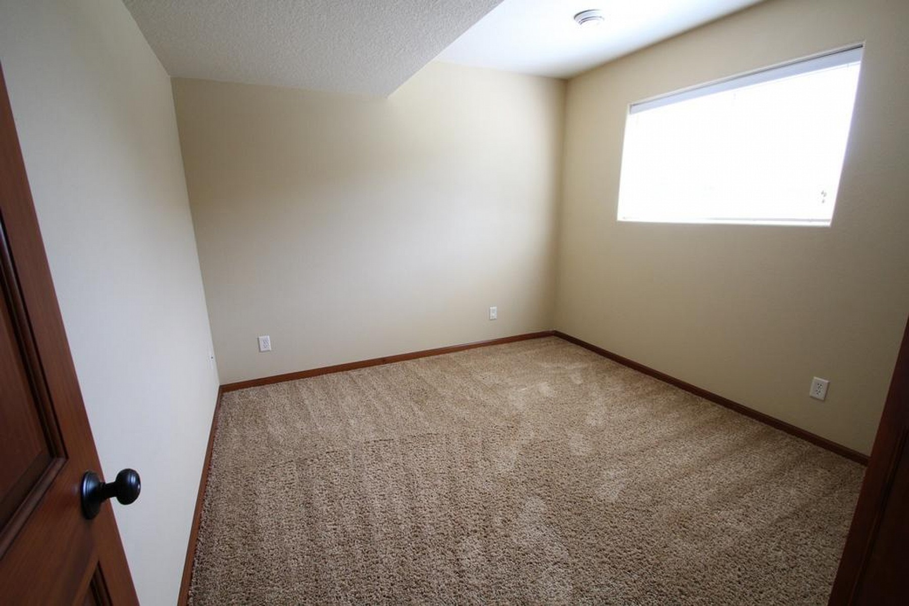 406 Wren Circle, Brookings, SD 57006