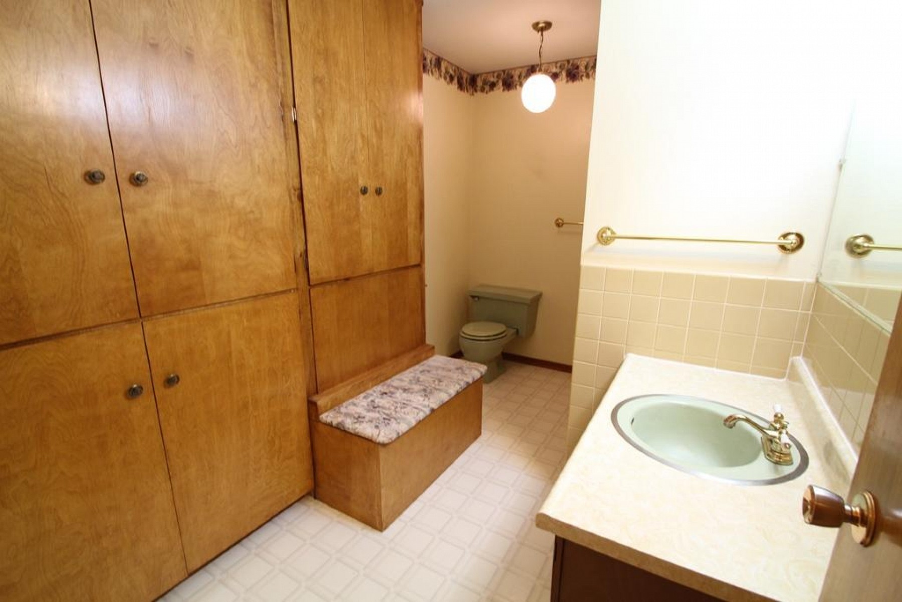 319 Dogwood Avenue, Brookings, SD 57006