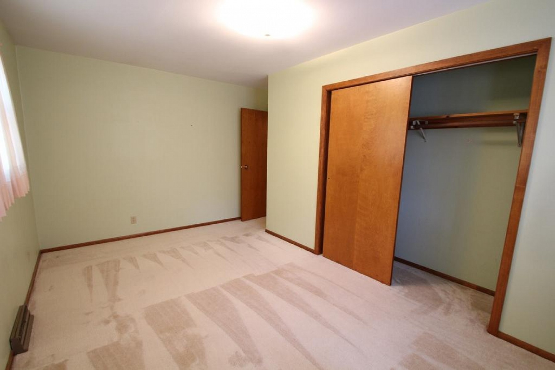 319 Dogwood Avenue, Brookings, SD 57006