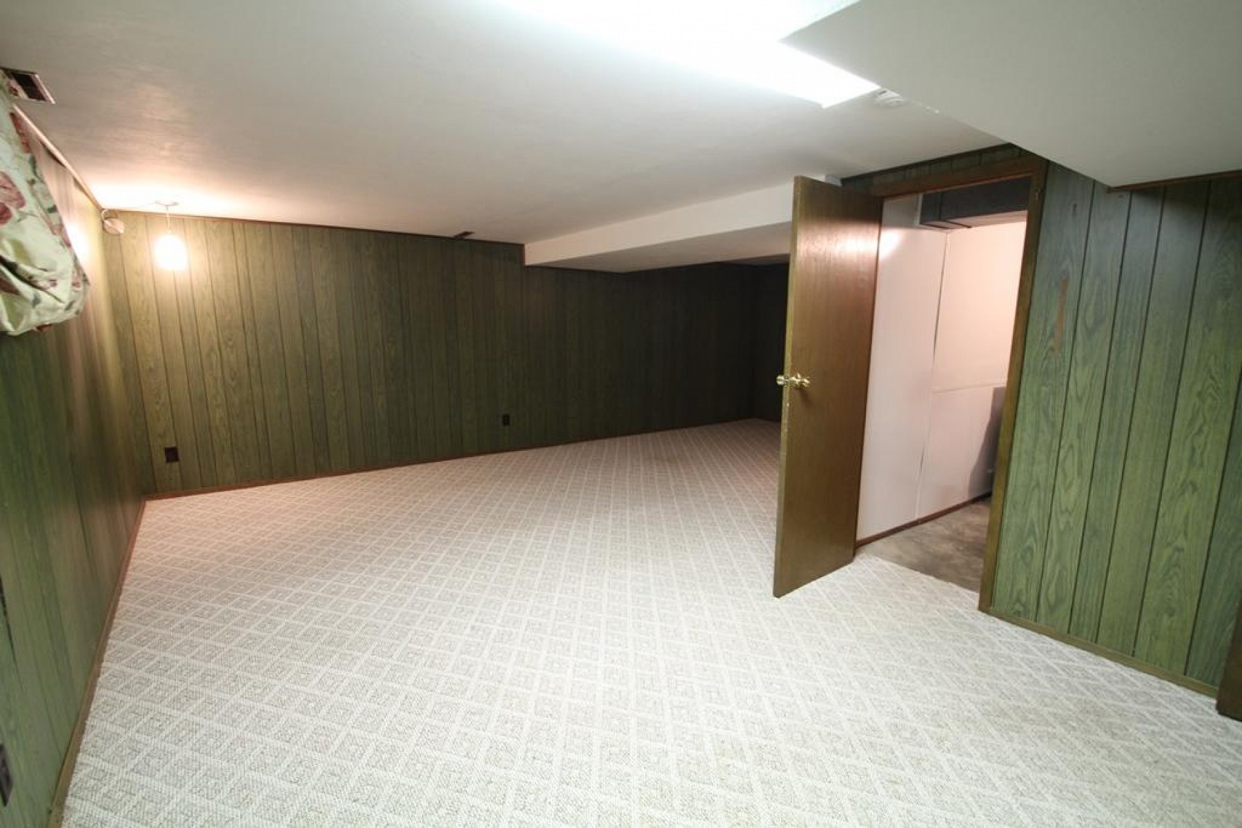 319 Dogwood Avenue, Brookings, SD 57006