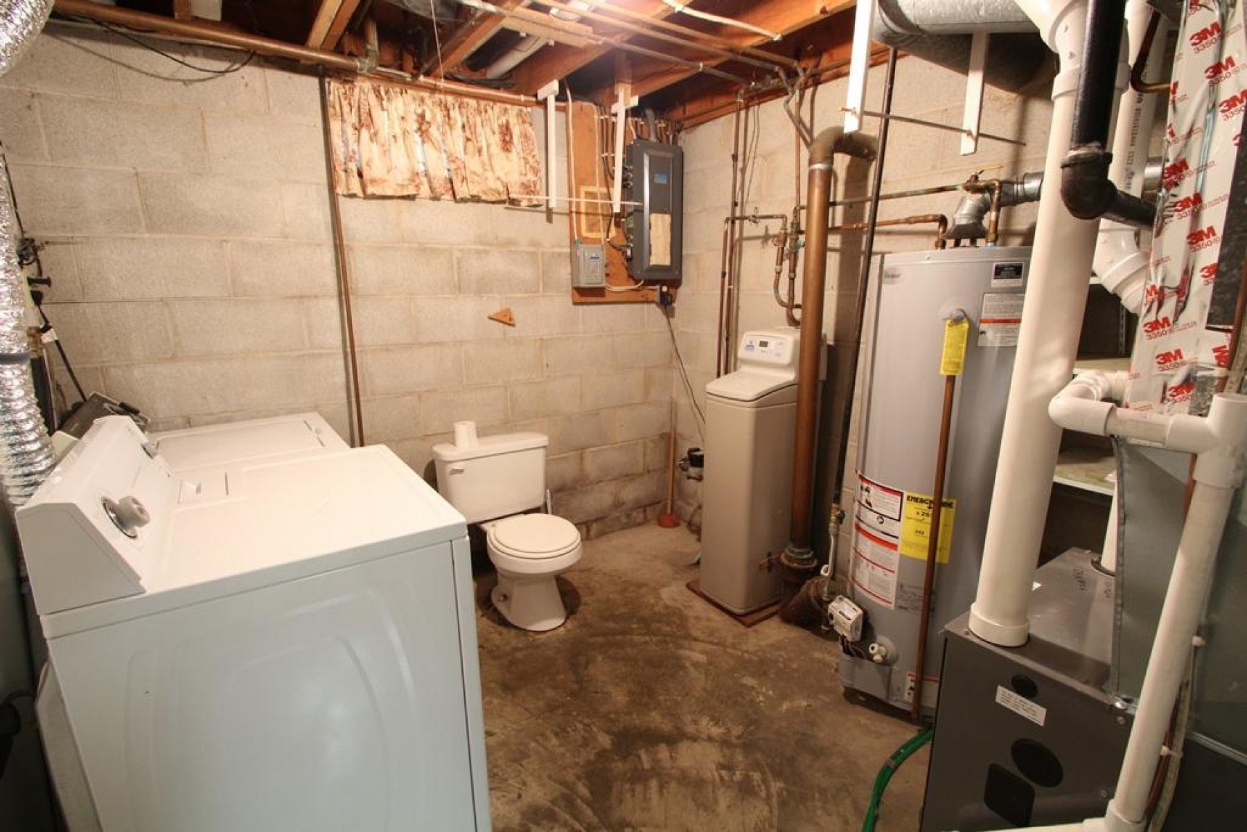 319 Dogwood Avenue, Brookings, SD 57006