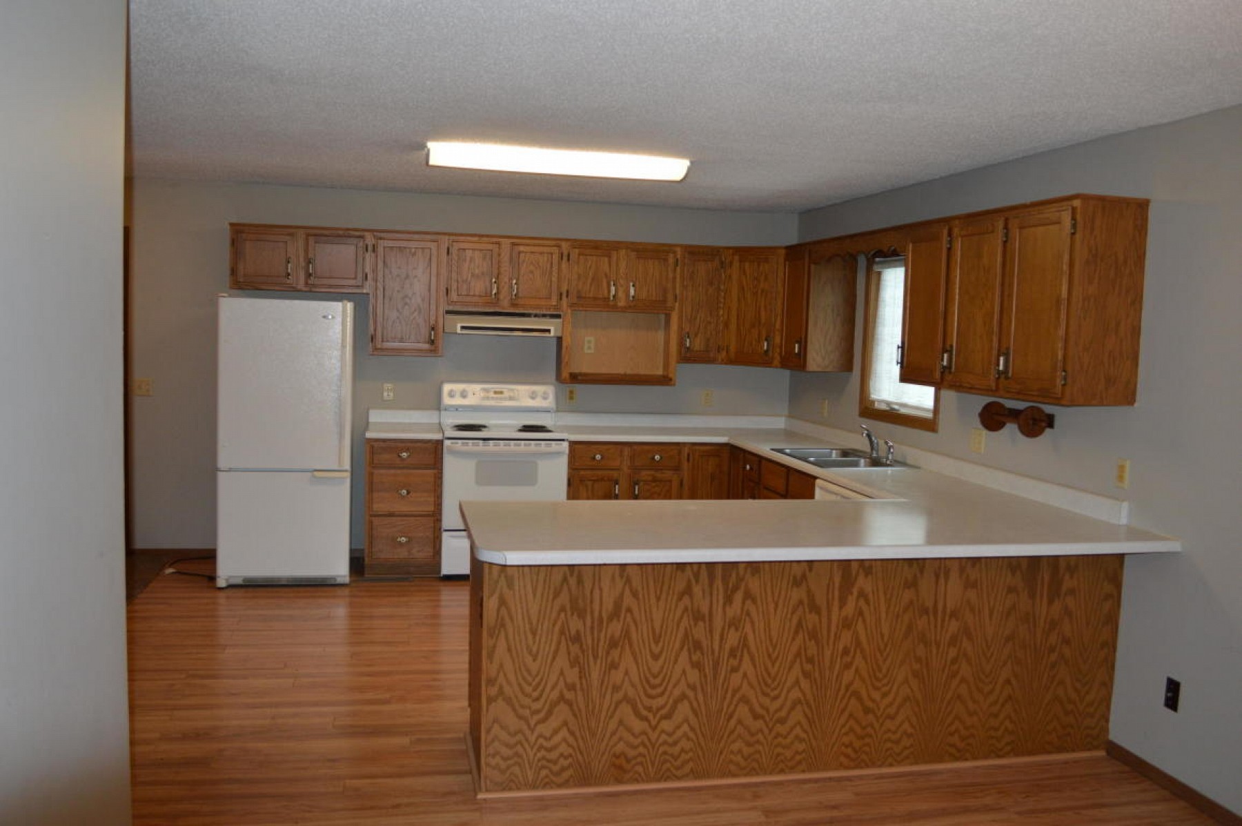 806 Goethe Street, Bruce, SD 57220