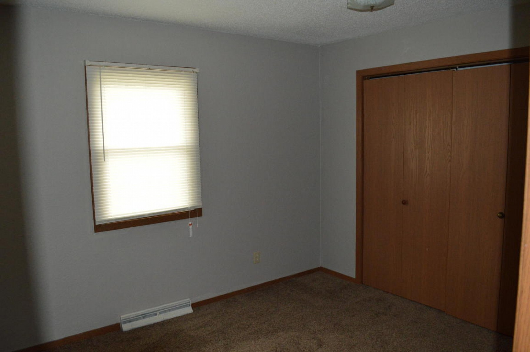 806 Goethe Street, Bruce, SD 57220