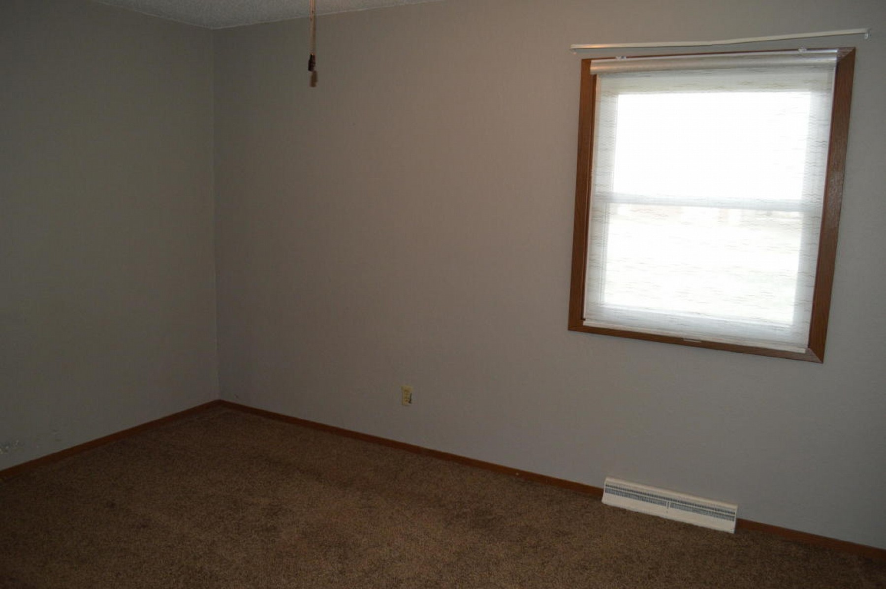 806 Goethe Street, Bruce, SD 57220